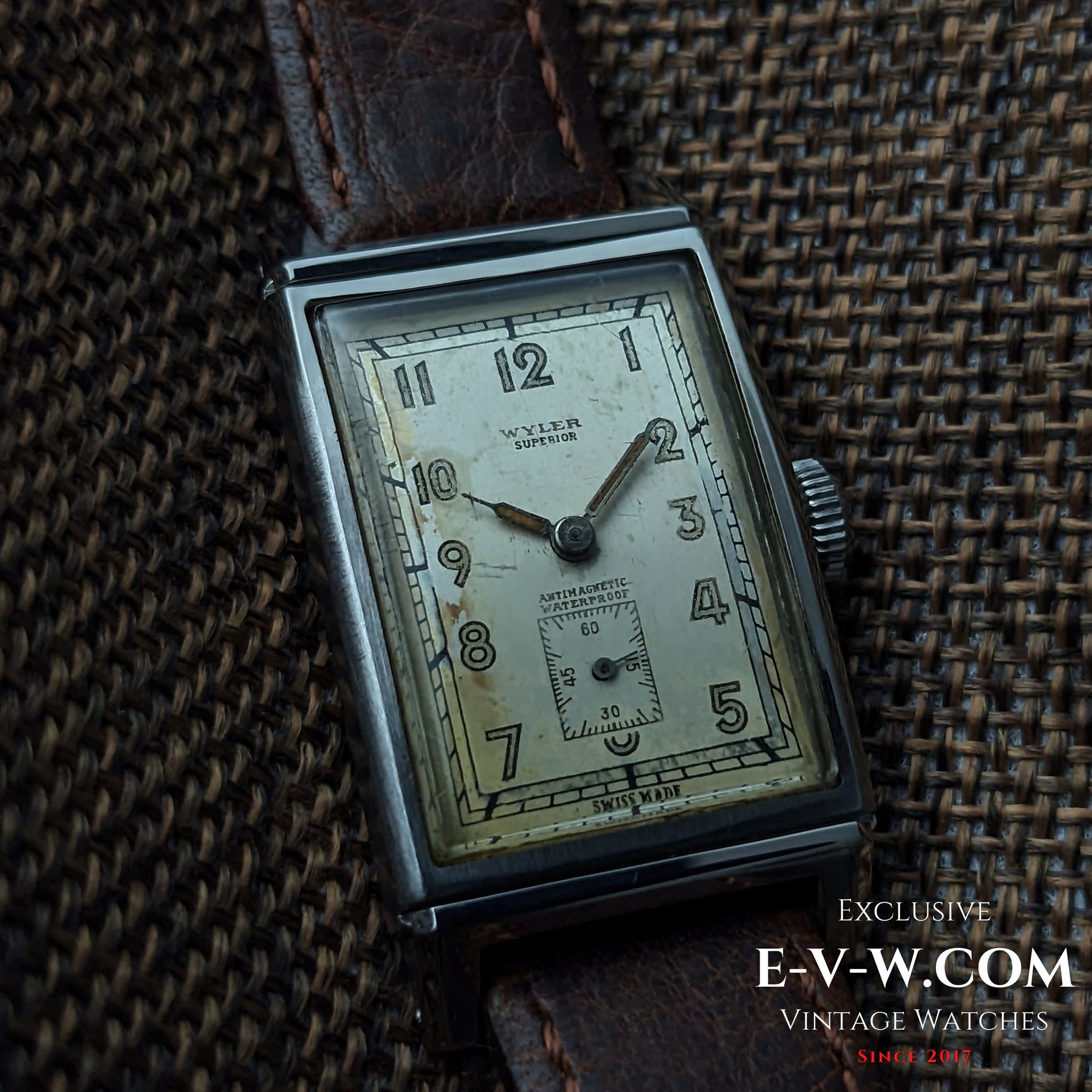 Wyler 85 Jahre altes Vintage Wyler TANK SUPERIOR ANTIMAGNETIC / Kal. Wyler Swiss / Vintage 1940er Jahre