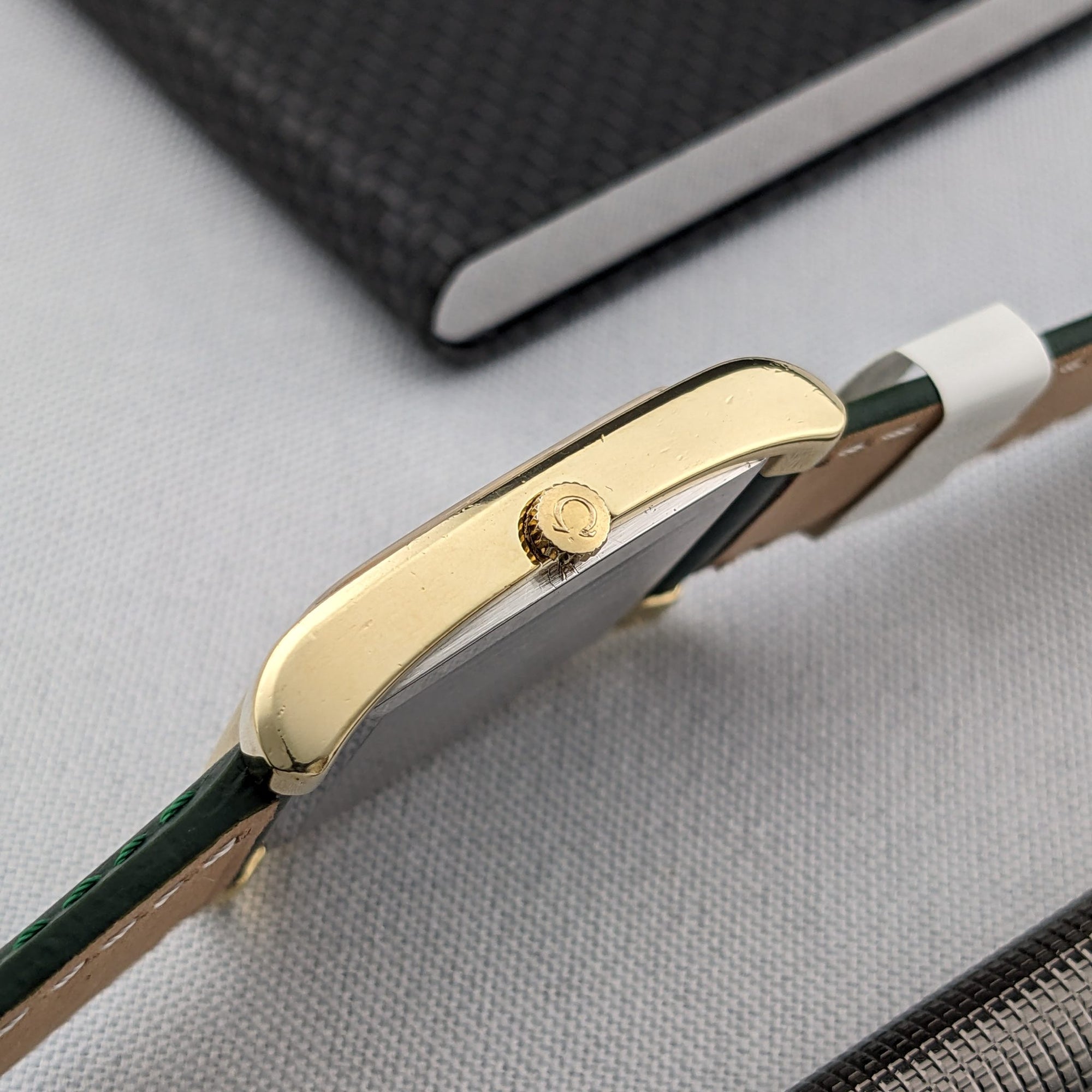 47 Years Old Omega Genève Gold platted / Ref 111.0109 / Vintage 1979 Watch / Cal 620 Movement / Serviced vintage watch