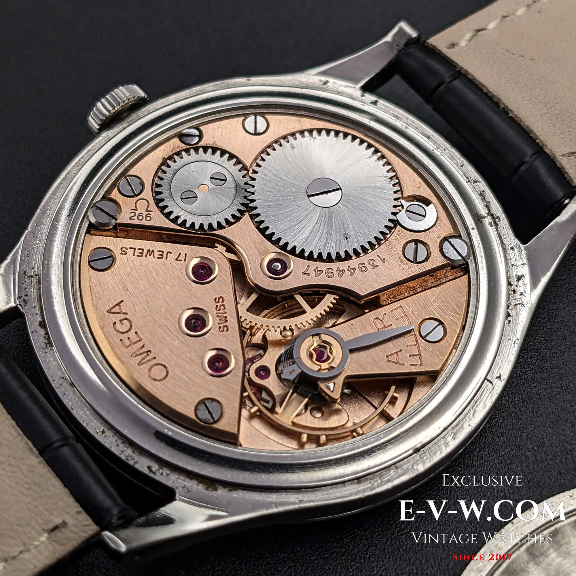 72 Years Old Vintage Omega Guilloche-Honeucomb  Dial / Jumbo Ref. 2609 / Cal. 266 / Vintage 1952