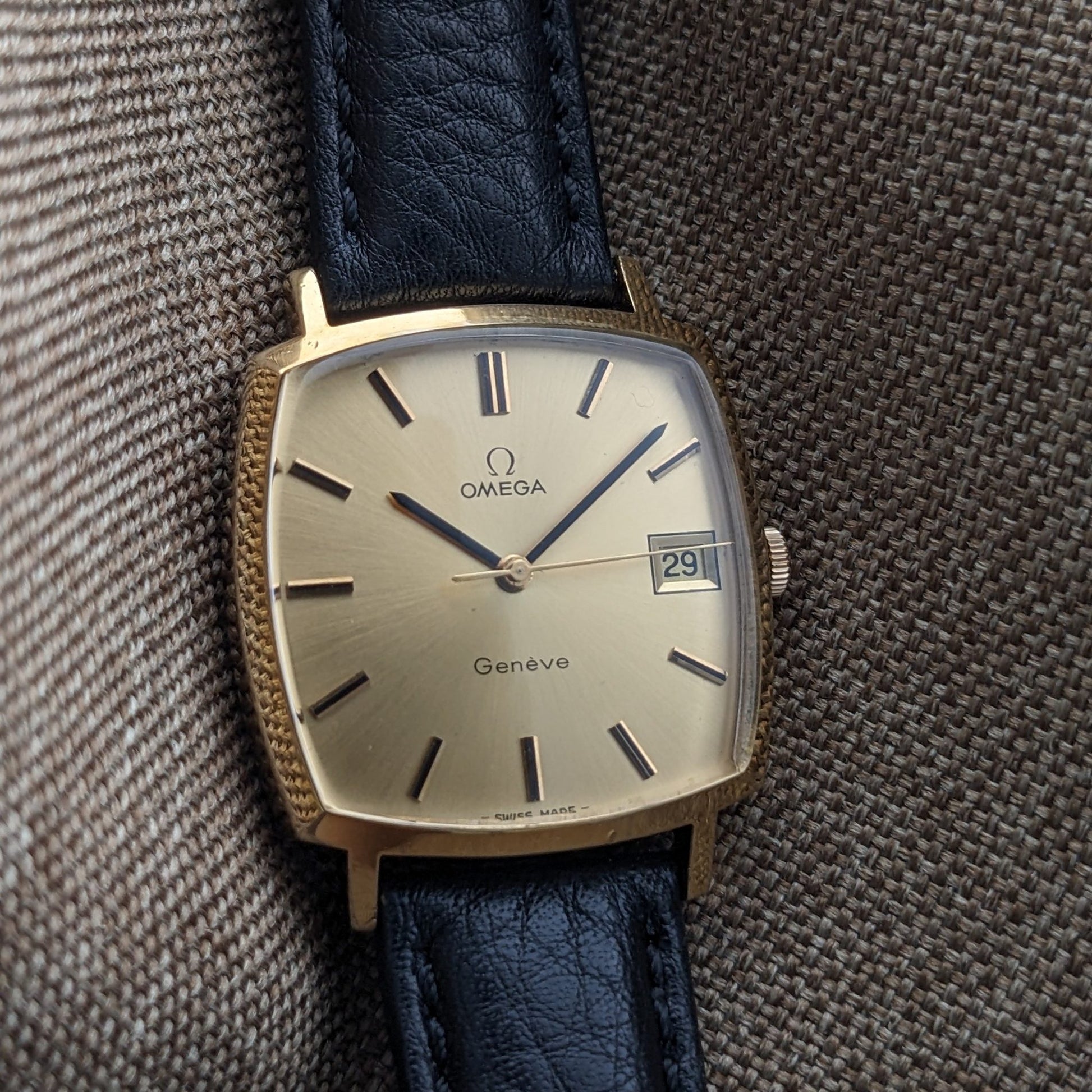 52 Years Old / Omega Genève / Ref 132.0052 / Vintage 1974 Watch / Cal 1030 Movement / Serviced vintage watch