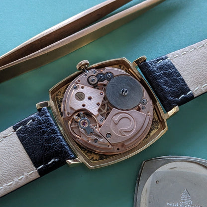 52 Years Old / Omega Genève / Ref 132.0052 / Vintage 1974 Watch / Cal 1030 Movement / Serviced vintage watch