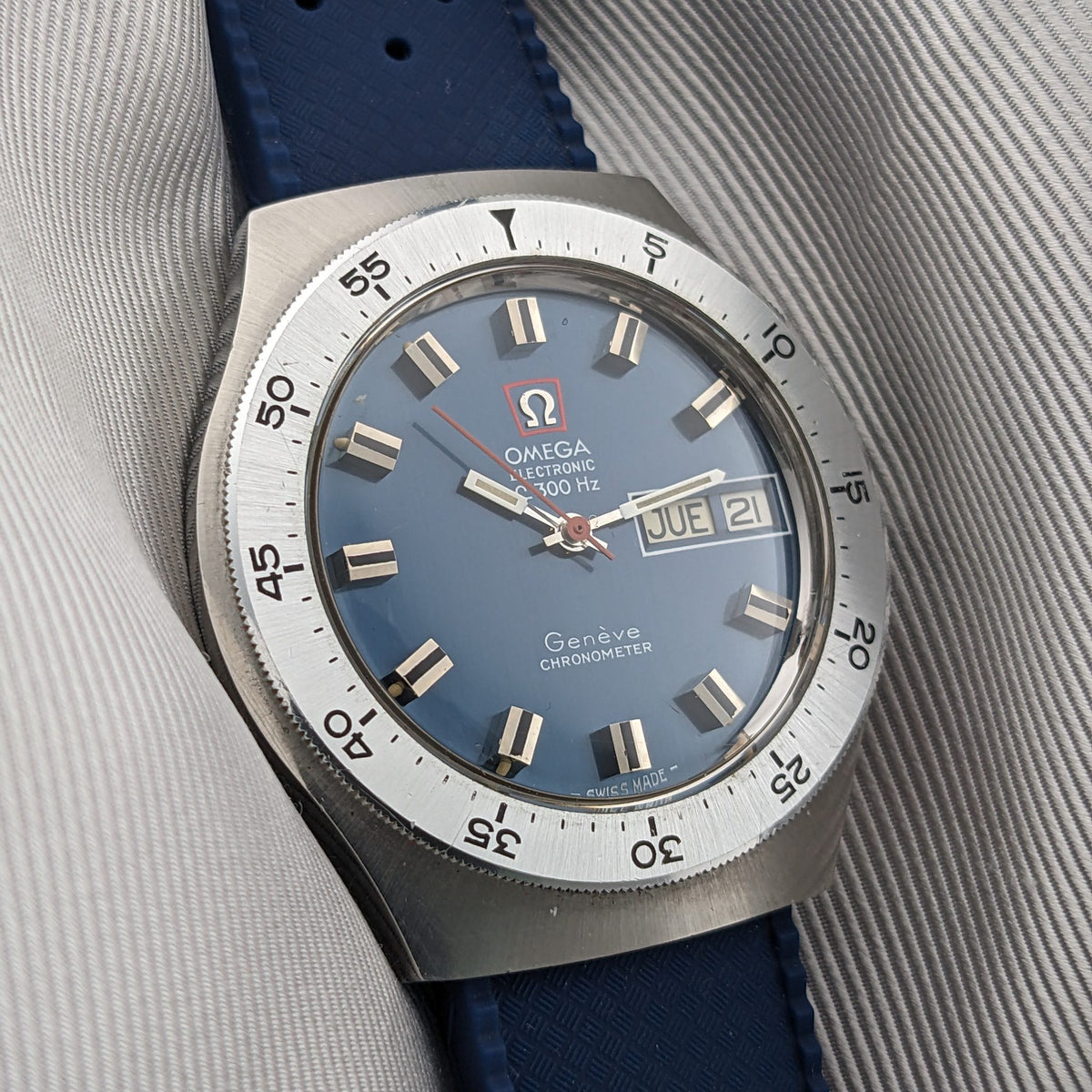 54 Years Old Omega Electronic f300Hz Geneve Chronometer / Ref 198.029 / Vintage 1972 Watch / Cal ESA 9164 Movement vintage watch