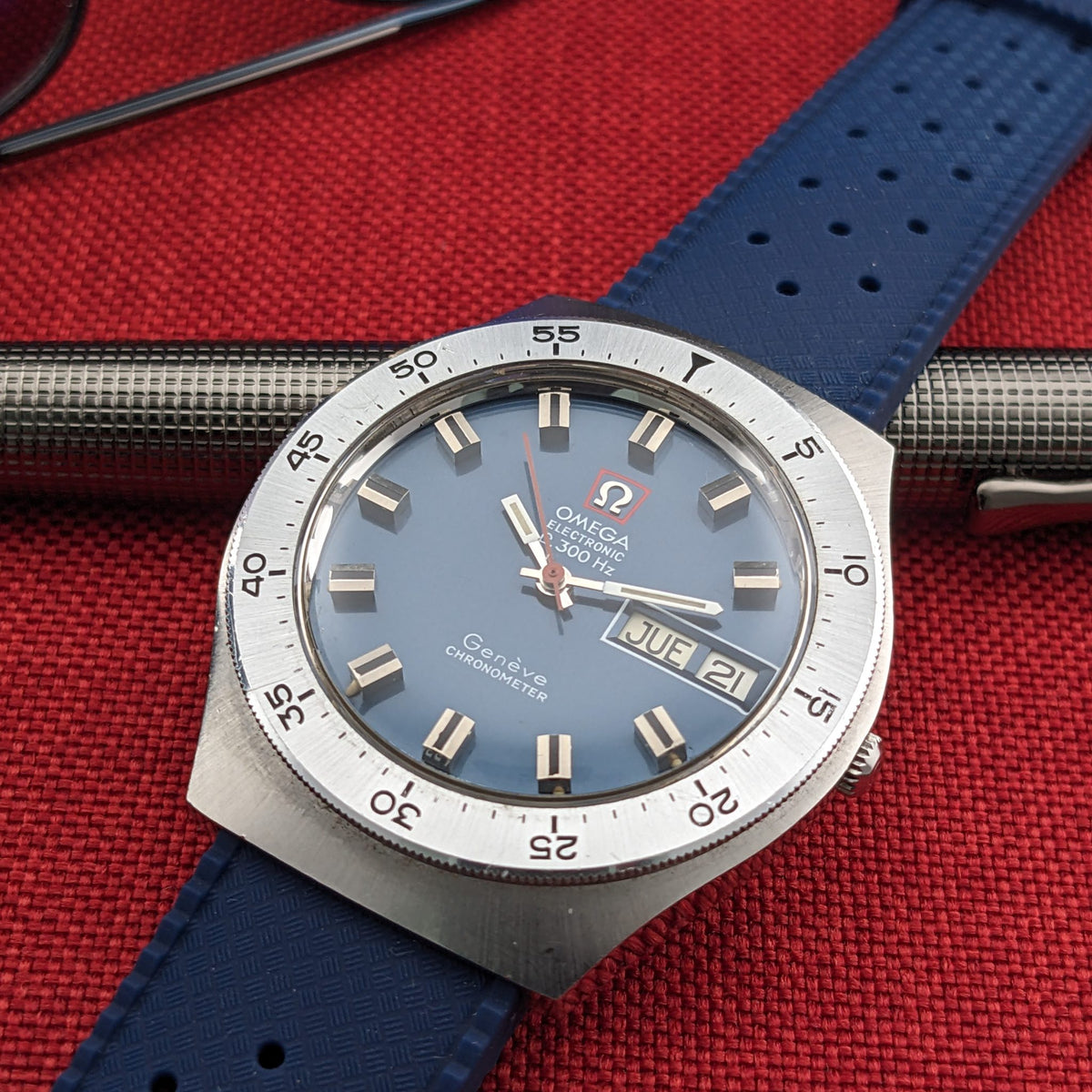 54 Years Old Omega Electronic f300Hz Geneve Chronometer / Ref 198.029 / Vintage 1972 Watch / Cal ESA 9164 Movement vintage watch