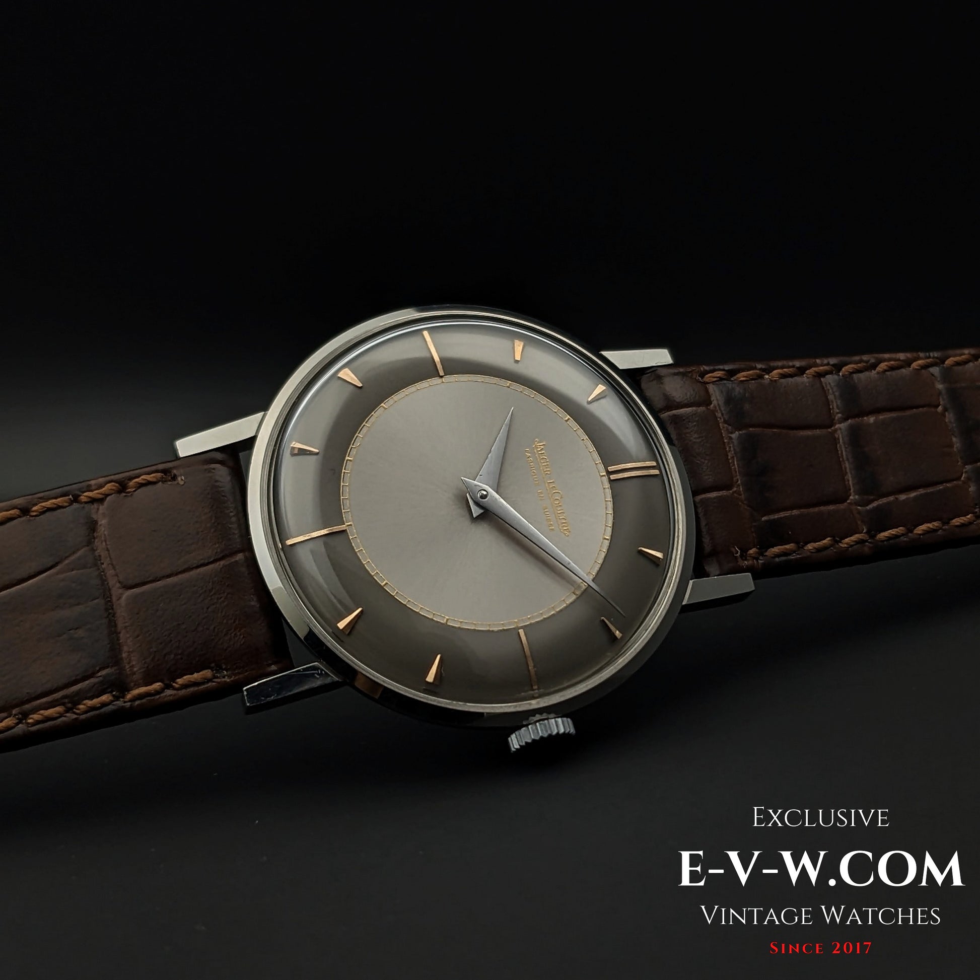 74 Years Old Vintage Jaeger-LeCoultre / Two Tone Bullseye Dial / Cal. 480 / Vintage 1950