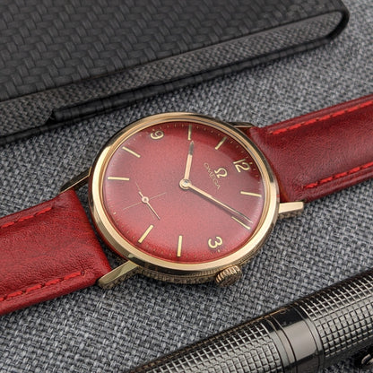 64 Years Old Omega Classic / Ref. 121.002-62 / Cal. 269 / Red Dial / Vintage Watch from 1962 / Serviced vintage watch