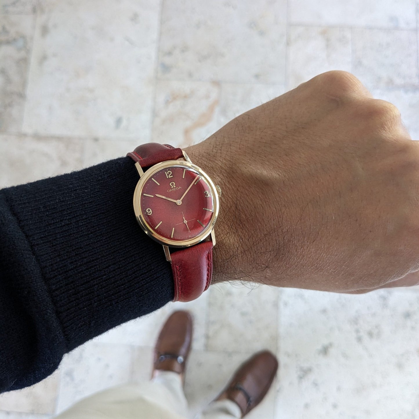 64 Years Old Omega Classic / Ref. 121.002-62 / Cal. 269 / Red Dial / Vintage Watch from 1962 / Serviced vintage watch