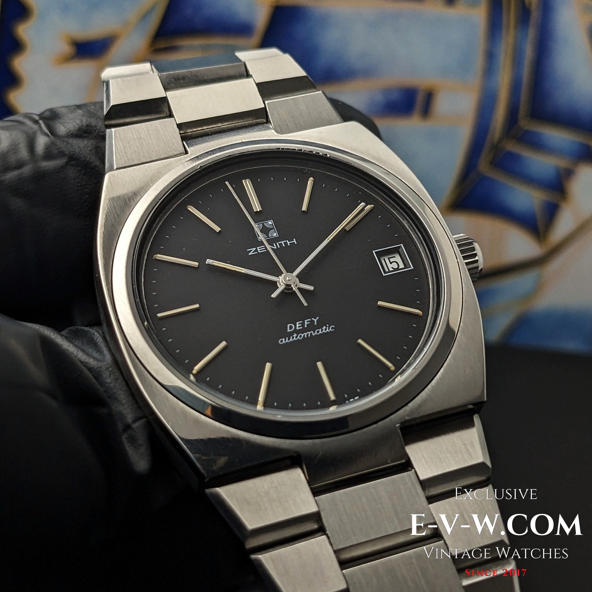 زينيث ديفاي أوتوماتيك سيرف | المرجع 02.0360.380 | عيار 2572PC | عتيق من السبعينات | مجدد