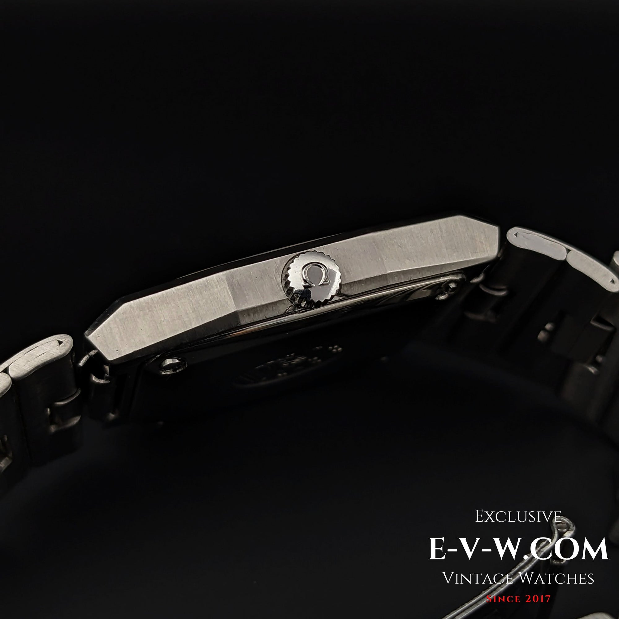 51 Years Old Vintage Omega Constellation Ref. 1550013 / Cal. 711 Vintage 1973