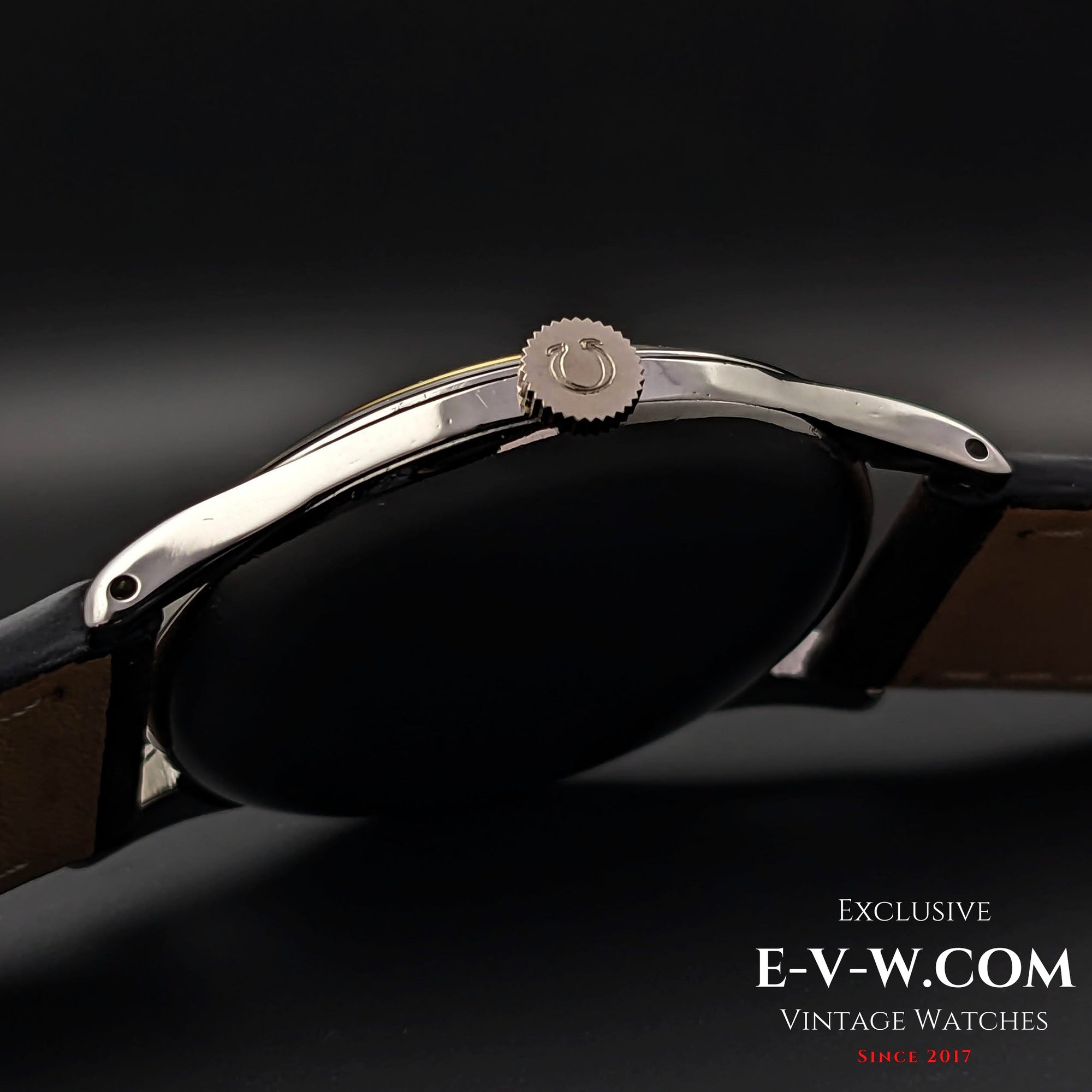 72 Years Old Vintage Omega Jumbo / two-tone dial / Cal. 266 (30T2) / Vintage 1952