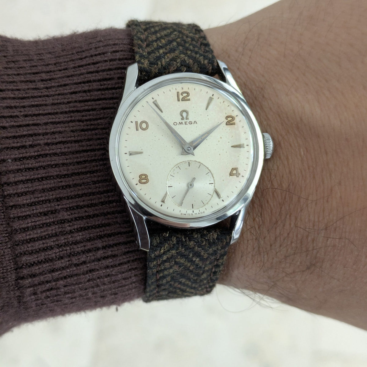 76 Years Old / Omega / Ref 2639-1 / Vintage 1950 Watch / Cal 265 Movement / Serviced vintage watch