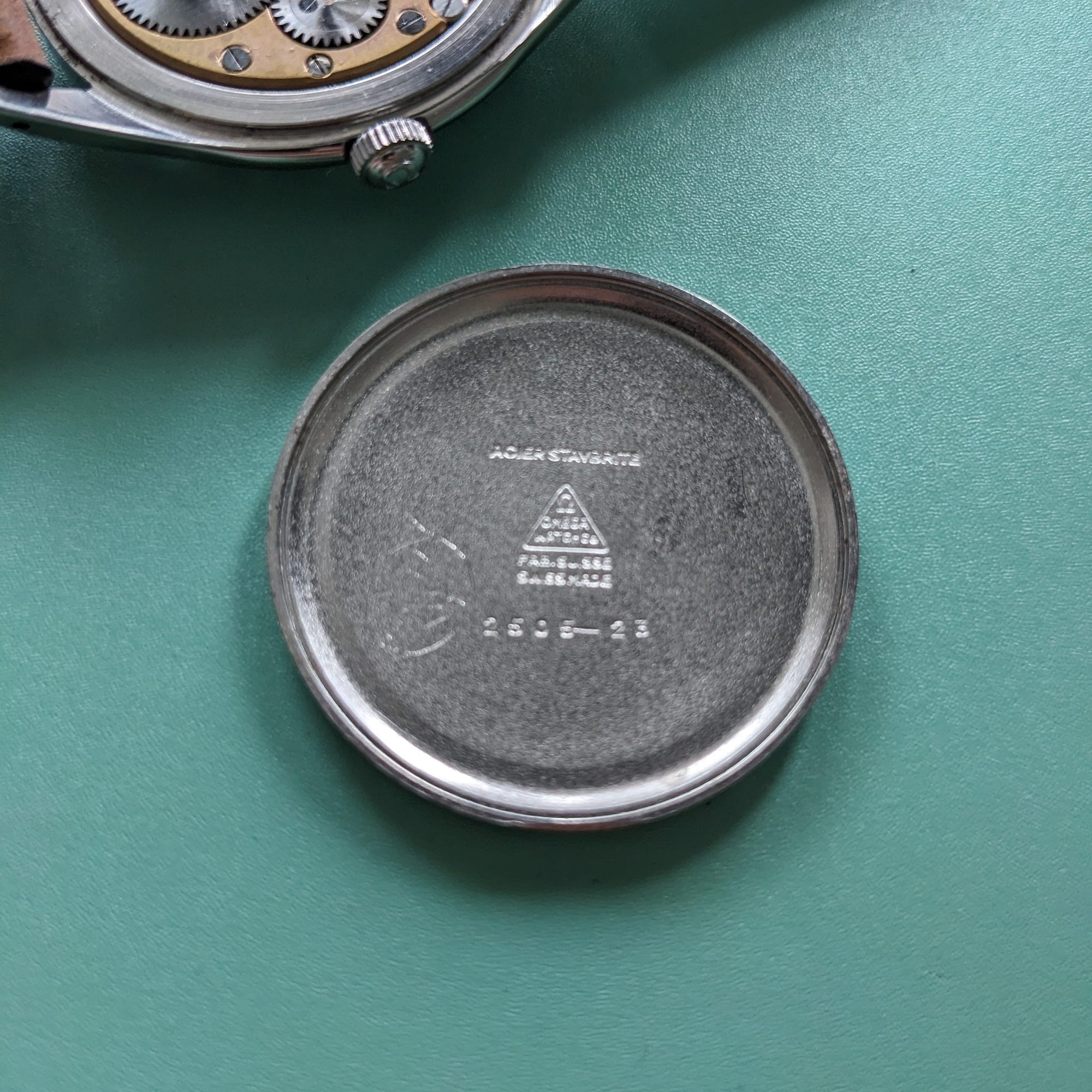 79 Years Old Omega jumbo 38mm / Ref 2505-23 / Vintage 1947 Watch / Cal 30T2 PC Movement / Serviced vintage watch