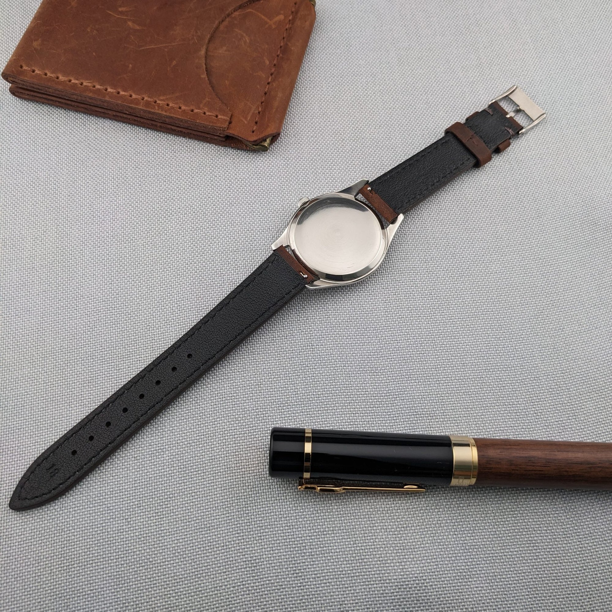 79 Years Old Omega jumbo 38mm / Ref 2505-23 / Vintage 1947 Watch / Cal 30T2 PC Movement / Serviced vintage watch
