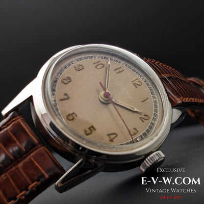 84 Years Old Vintage Lemania WWII / two-tone dial Ref. 192H / Cal. S27 / Vintage 1940