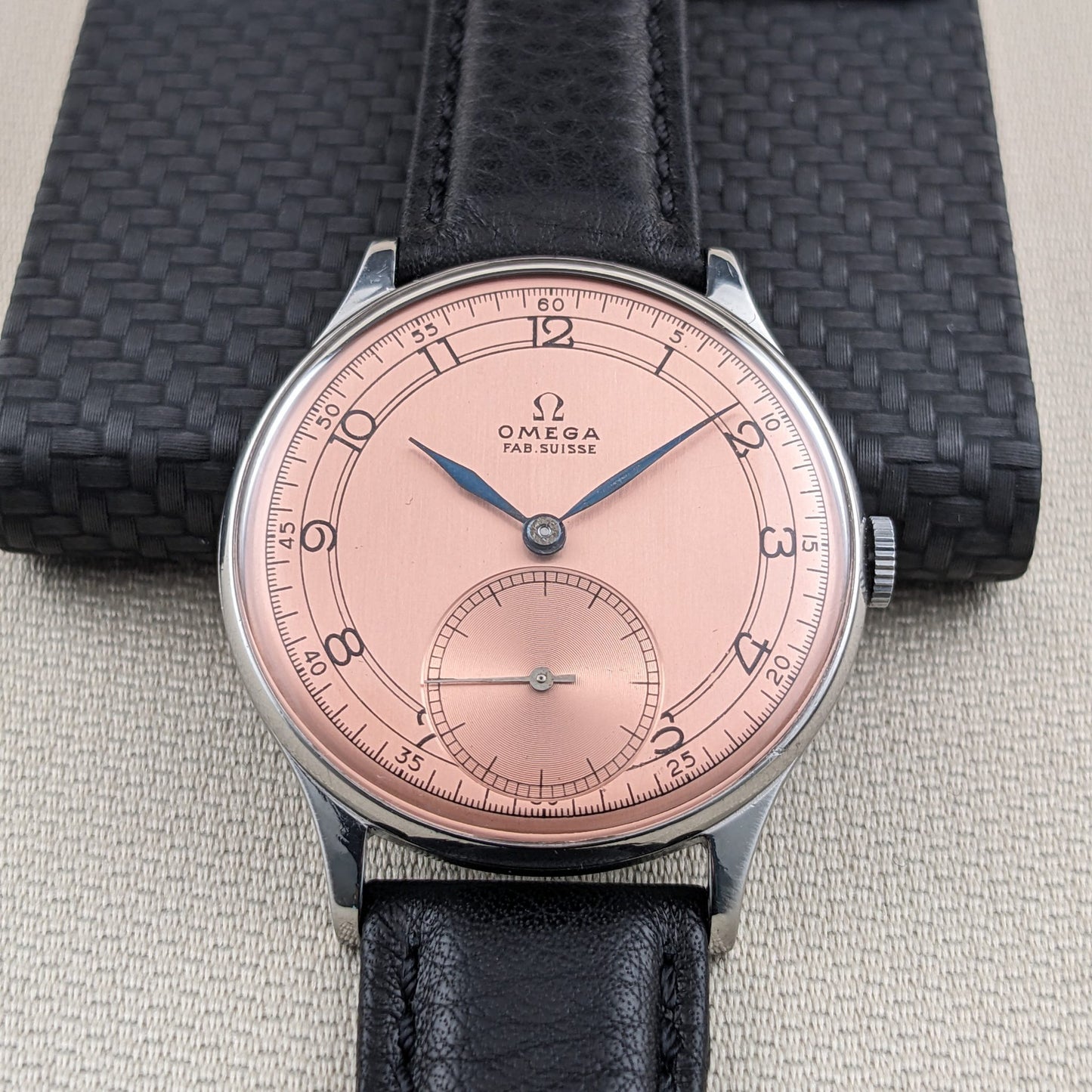 82 Years Old / Omega / Ref 2317 / Vintage 1944 Watch / Cal 30T2 Movement / Serviced dial