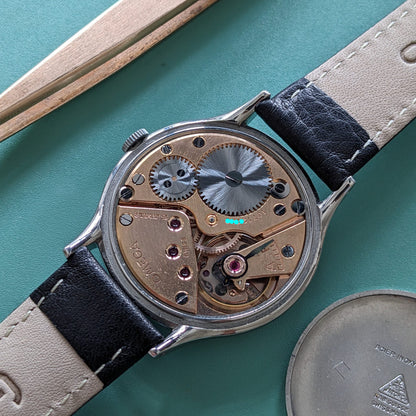 82 Years Old / Omega / Ref 2317 / Vintage 1944 Watch / Cal 30T2 Movement / Serviced vintage watch