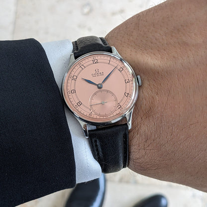 82 Years Old / Omega / Ref 2317 / Vintage 1944 Watch / Cal 30T2 Movement / Serviced vintage watch