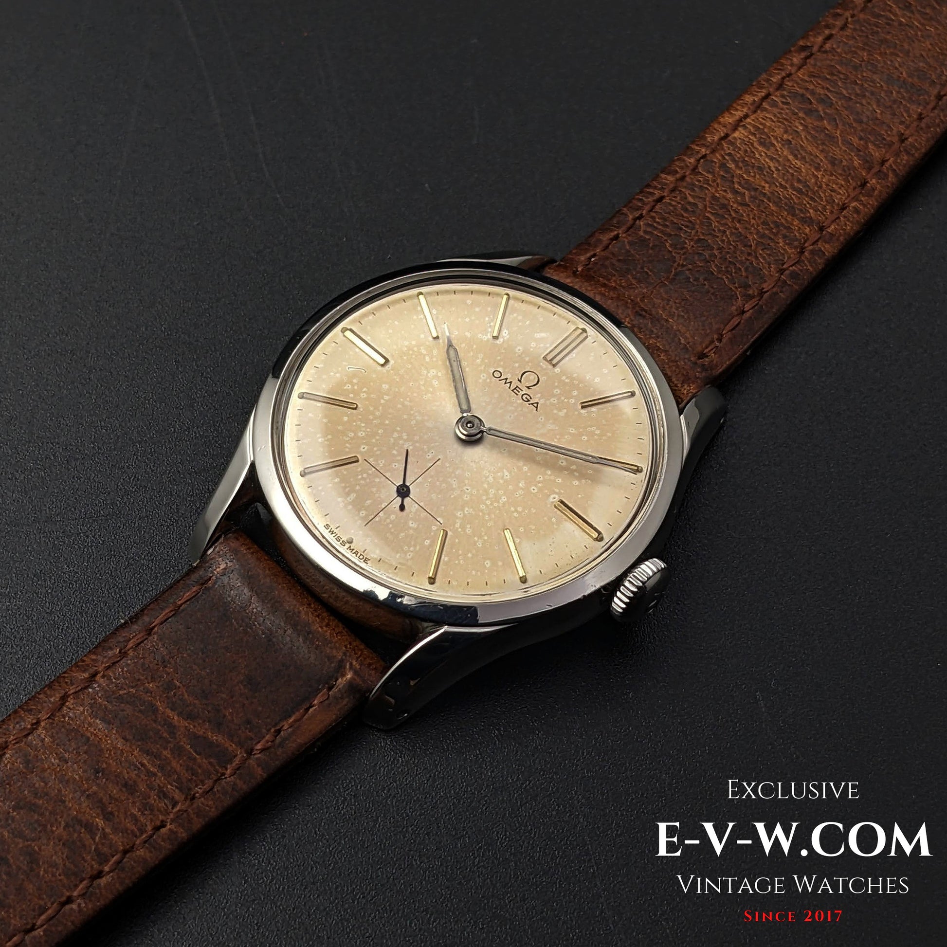 73 Years Old Vintage Omega with beautiful patina Ref. 2639-1 / Cal. 265 (30T2) / Vintage 1950
