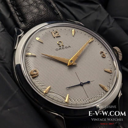 72 Years Old Vintage Omega Guilloche-Honeucomb Dial Ref. 2609 / Cal. 266 / Vintage 1952