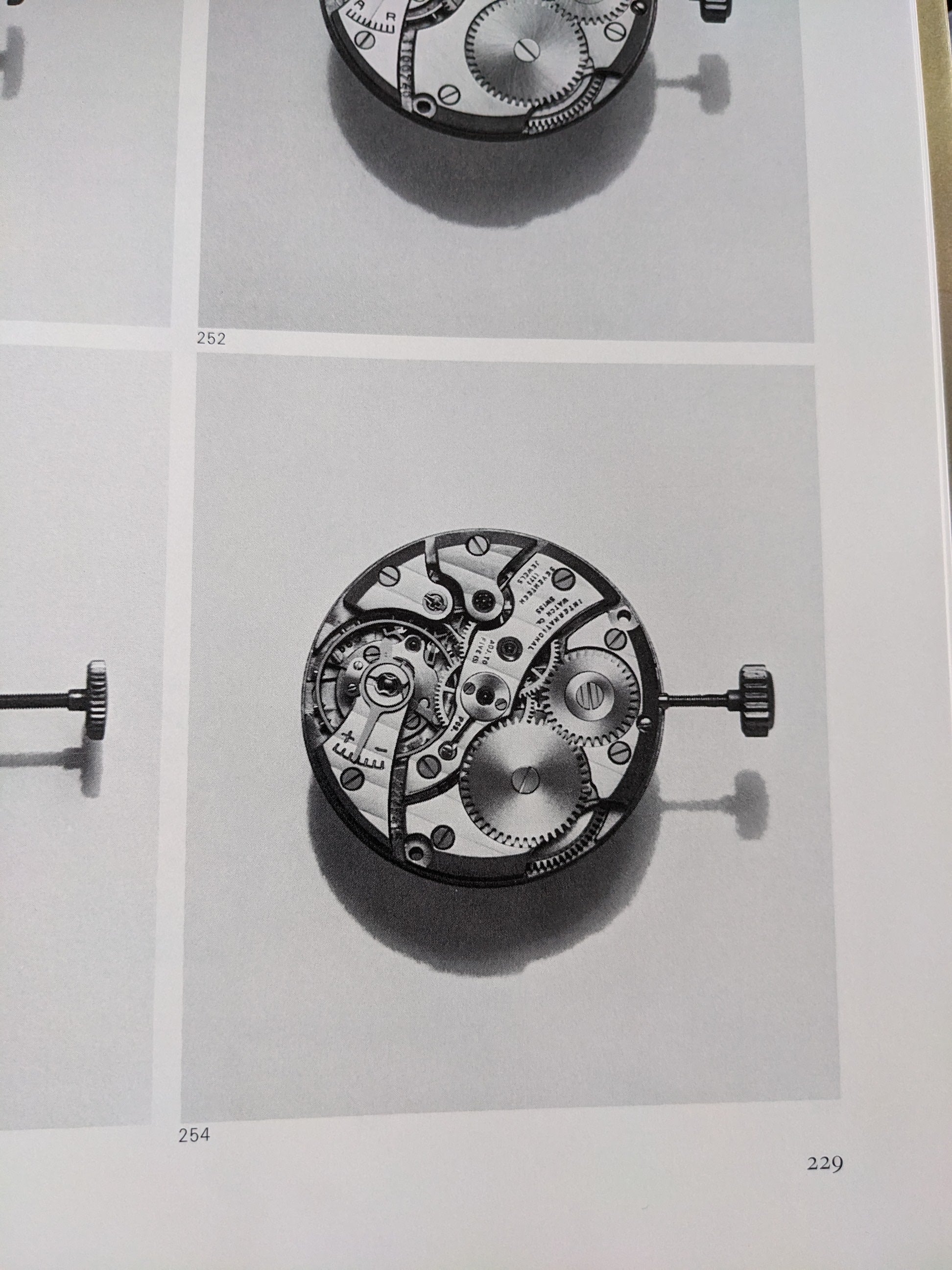 製造から80年以上経過したヴィンテージ品 IWC シャフハウゼン 第二次世界大戦期 / Cal. 89 / 1940年代 / オーバーホール済み