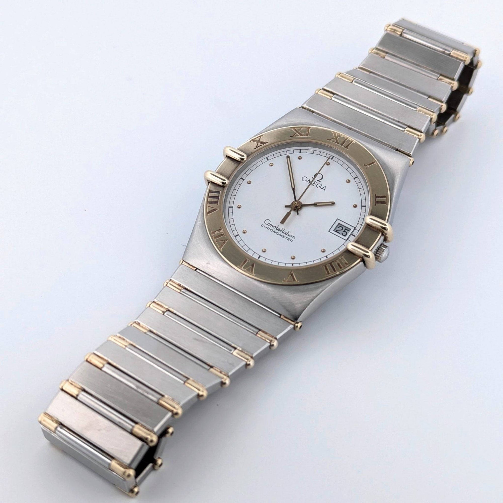 Montre OMEGA Constellation Chronomètre Quartz pour femme / Réf. 3980876 / Vintage années 1980