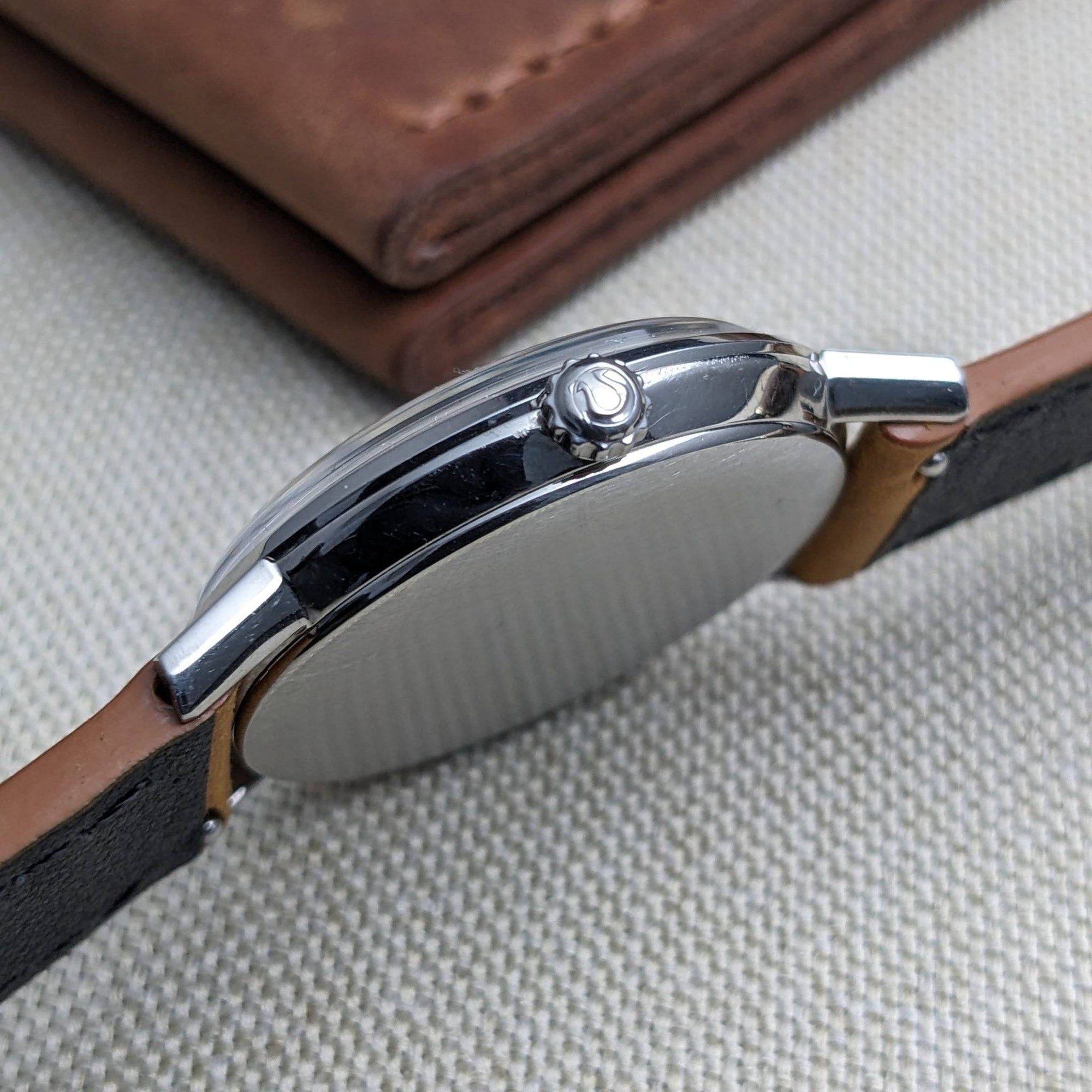 Reloj Omega Genève Vintage de los años 60 con calibre 601 / Ref. 131.019 / Revisado