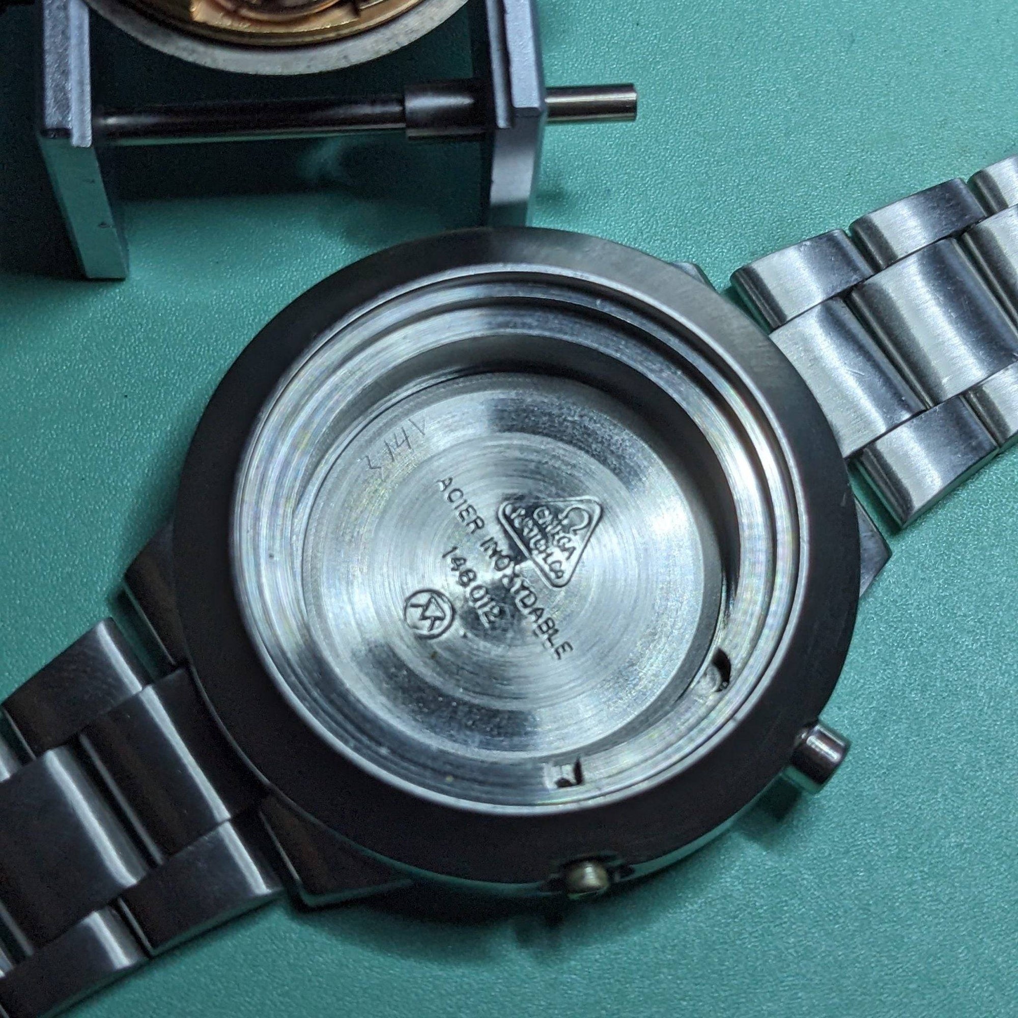 Montre rare Omega Chronostop Genève de 57 ans / Réf. 146012 / Cal. 920 / Vintage 1969 pour collectionneurs / Révisée