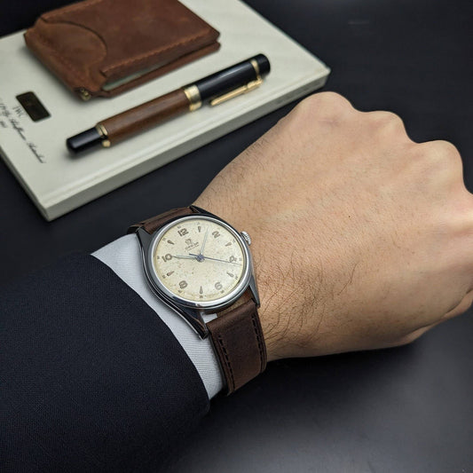 78 years old Omega Fab. Suisse Dial 2537-3 Vintage Watch 1948 / Serviced