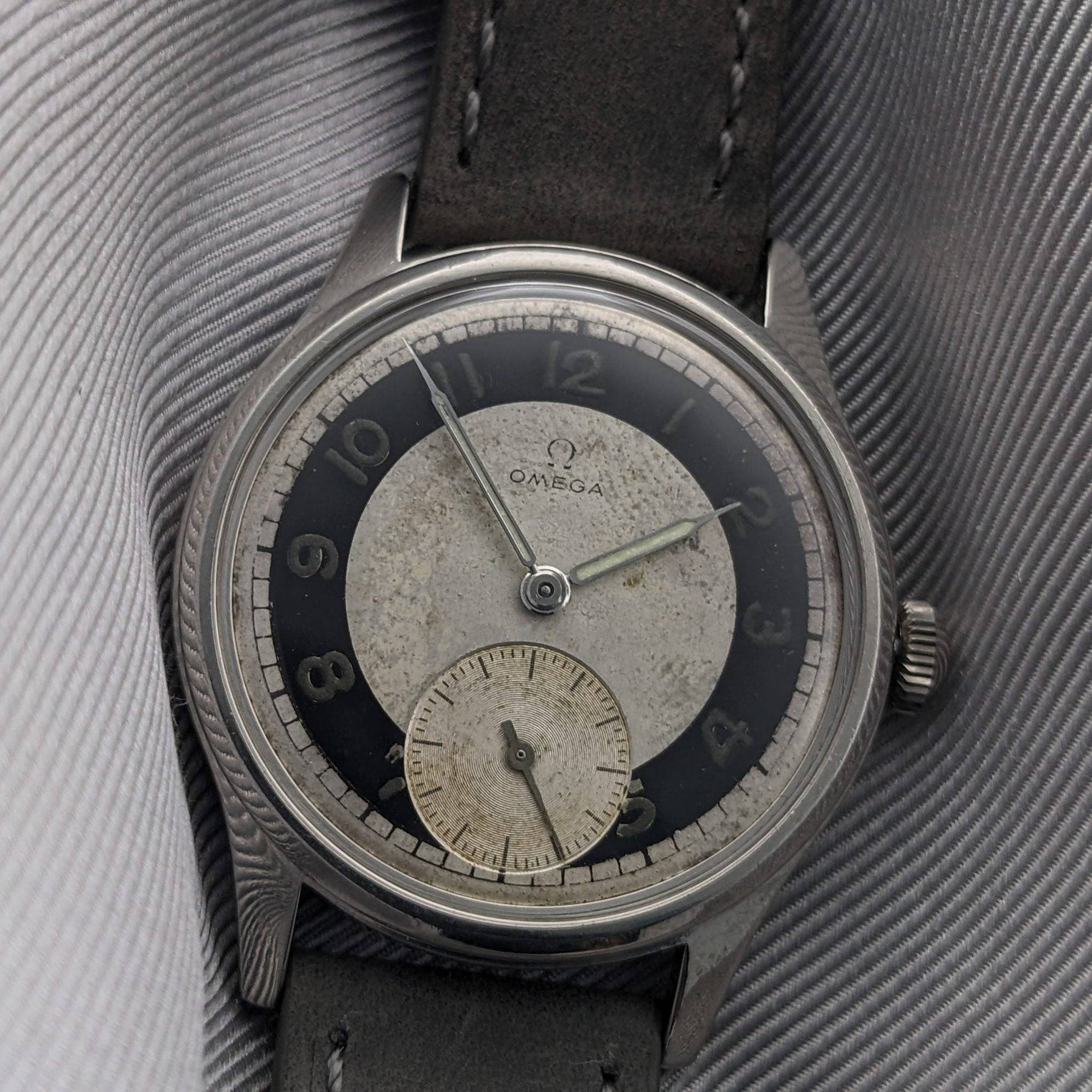 Montre WWII Omega Suveran Bullseye 2400-7 Vintage 1945 / Révisée