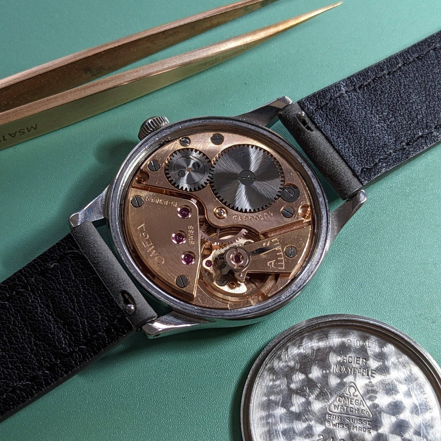 WWII Omega Suveran Bullseye Watch 2400-7 Vintage 1945 / Serviced