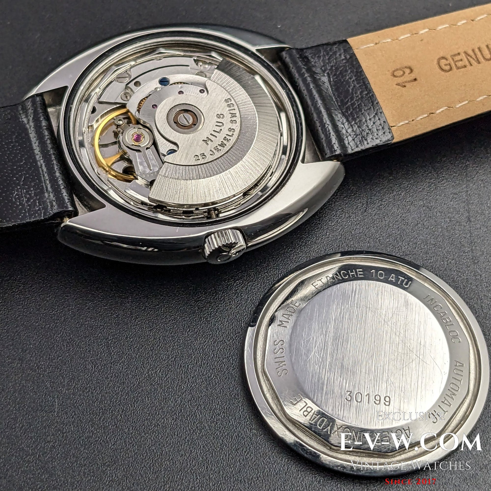 Milus UFO Automatic / Jumbo 38mm / Cal.2780 / Zwarte wijzerplaat / Vintage jaren 70
