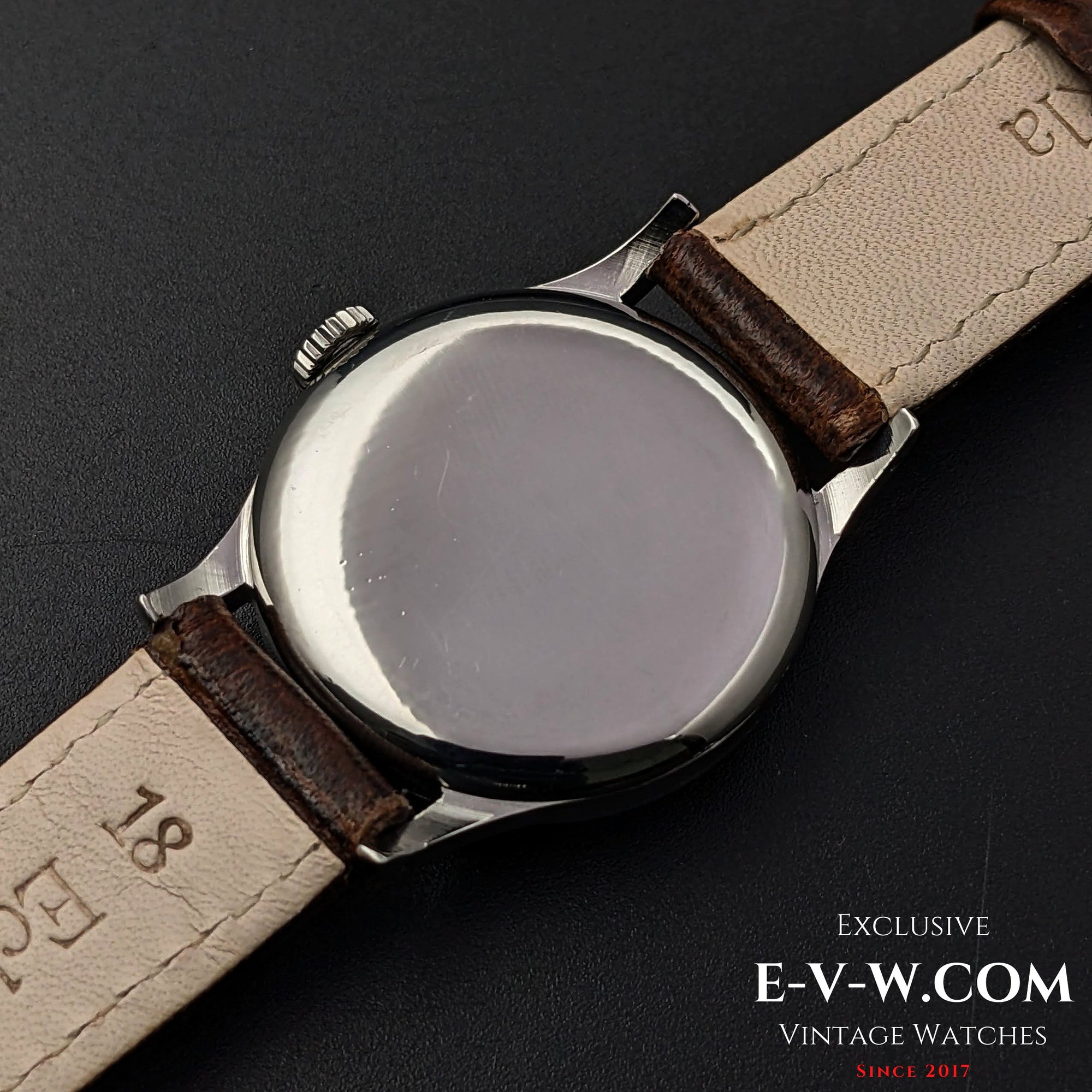 Longines from 1951 with a nice vintage patina on the dila / Cal 12.68Z