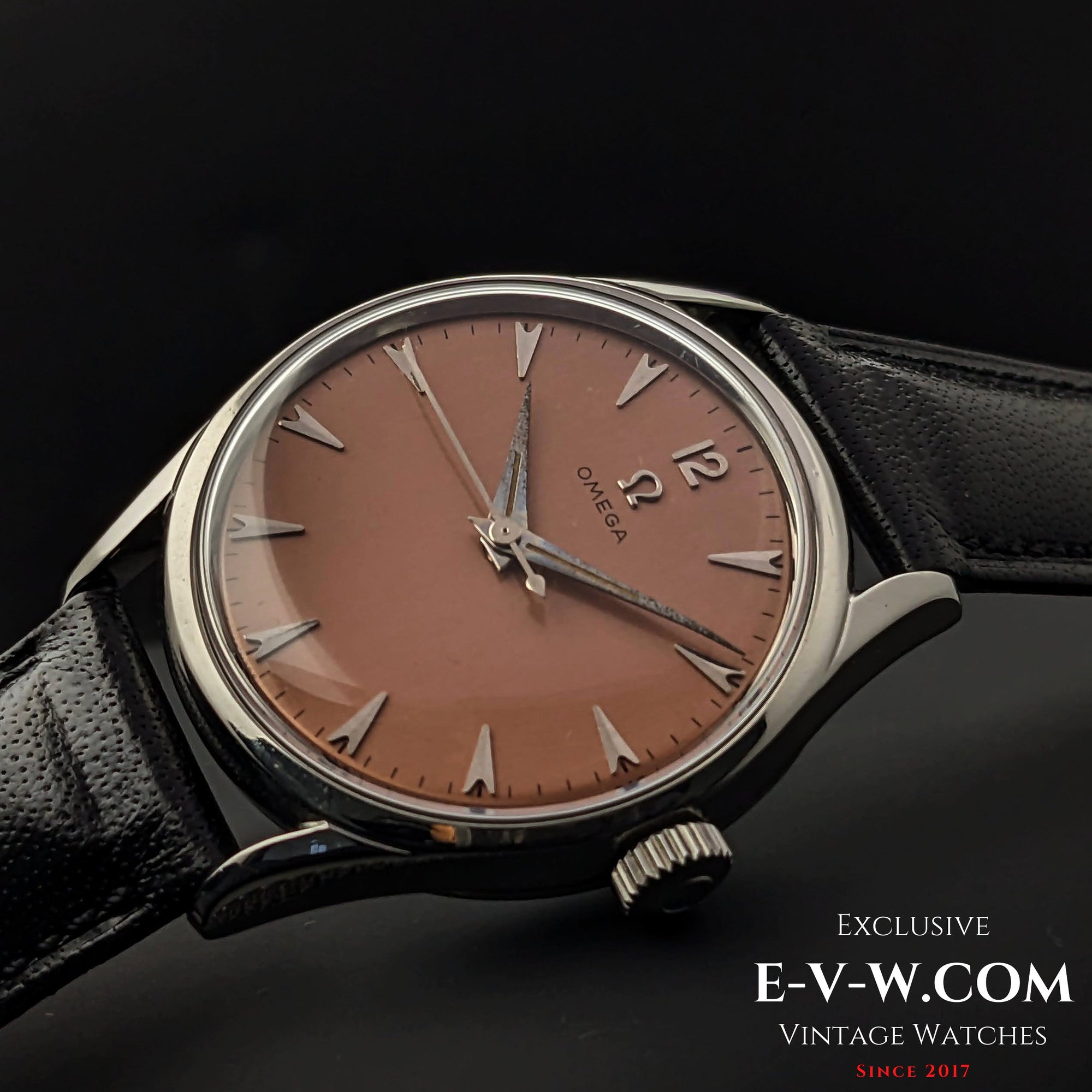 Vintage Omega, gebürstetes rosafarbenes Zifferblatt in Lachsrosa / Kal. 283 (30T2) / Baujahr 1952