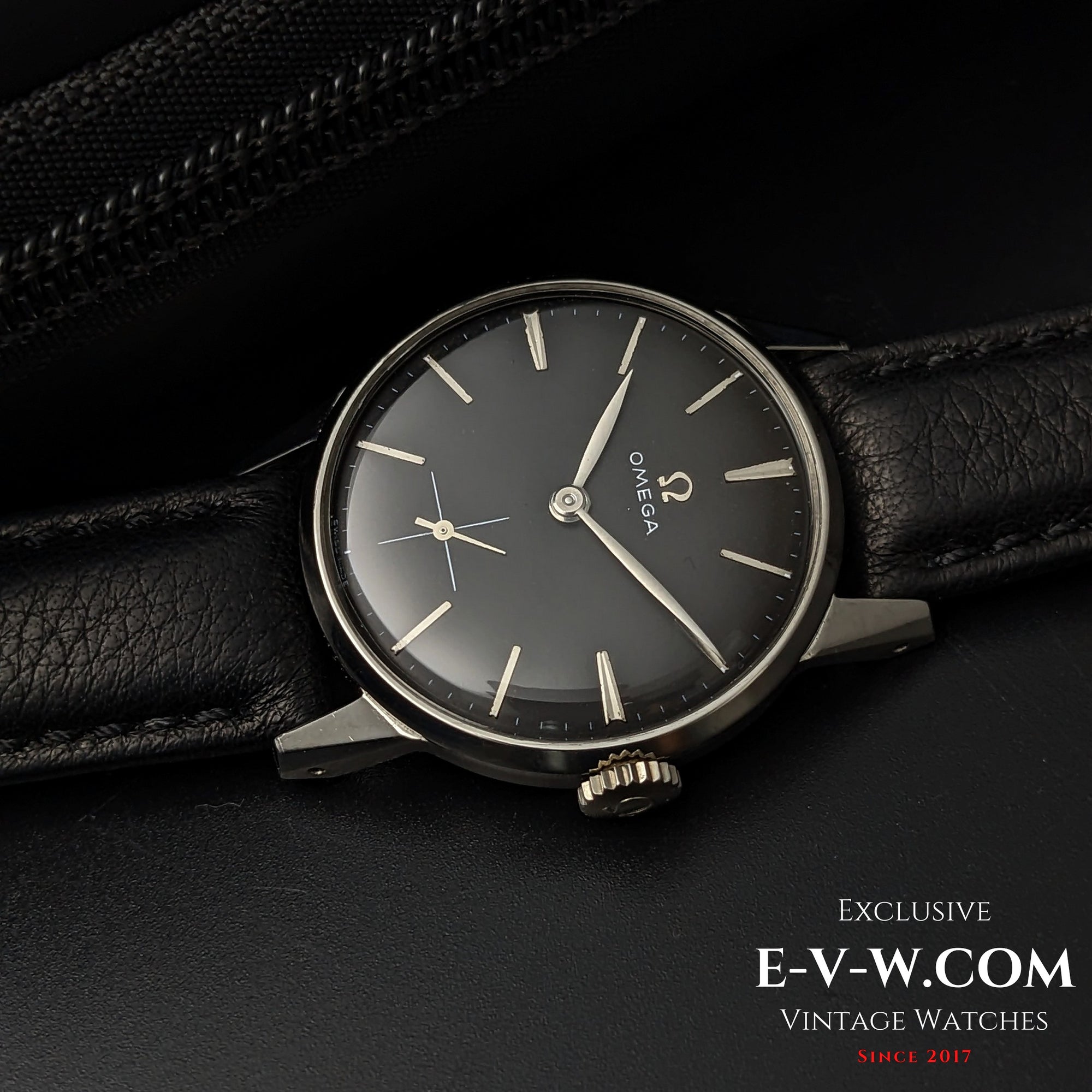 78 Years Old Vintage Omega Classic / Ref. 2495 / Cal. 30T2PC / Vintage 1947