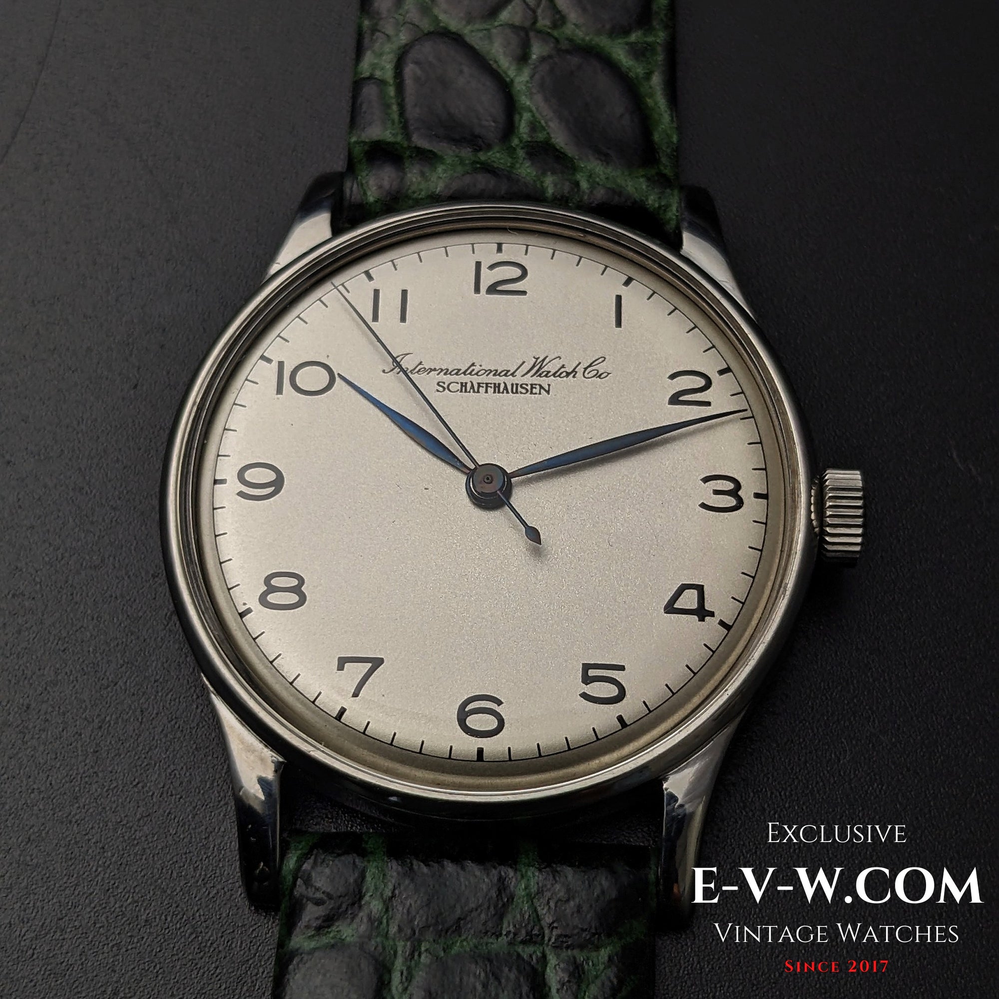 製造から80年以上経過したヴィンテージ品 IWC シャフハウゼン 第二次世界大戦期 / Cal. 89 / 1940年代 / オーバーホール済み