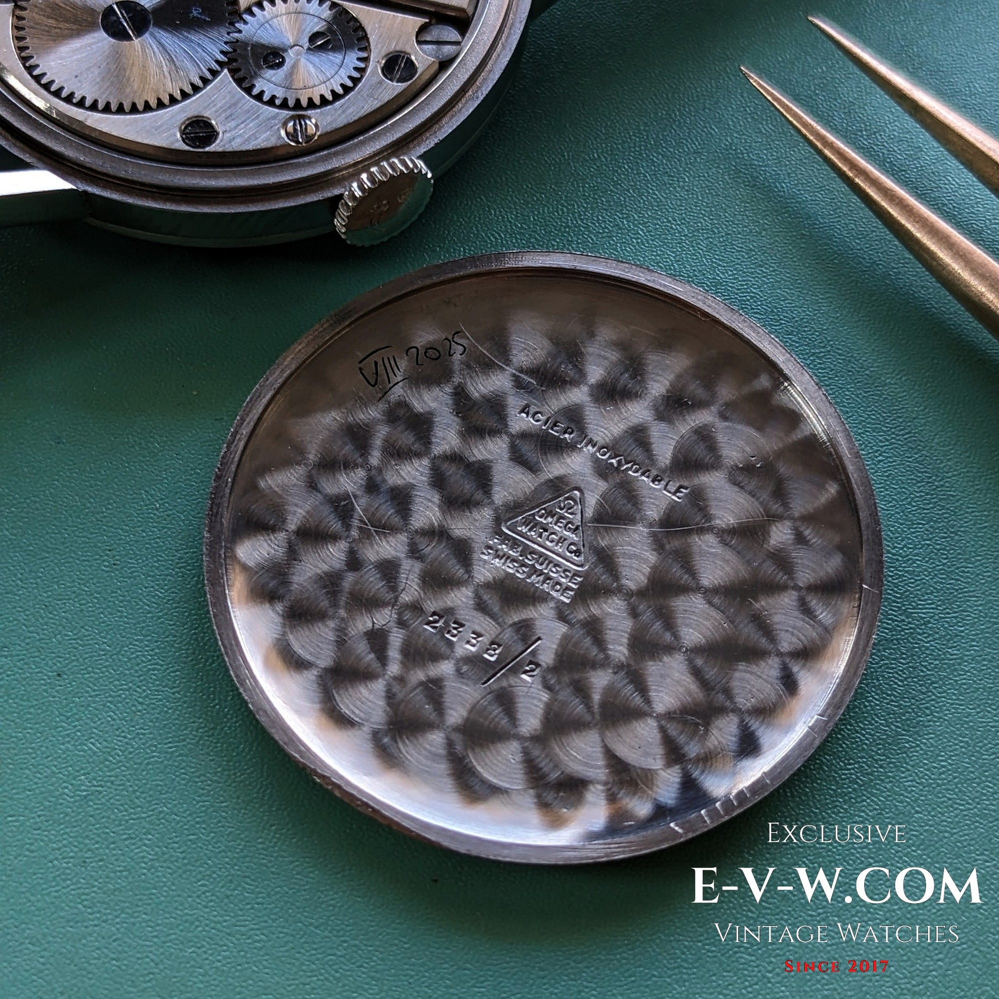 81 Jahre alte Omega aus dem Zweiten Weltkrieg | Ref. 2383/2 | Kal. 30T2 | Baujahr 1944 | Komplettservice