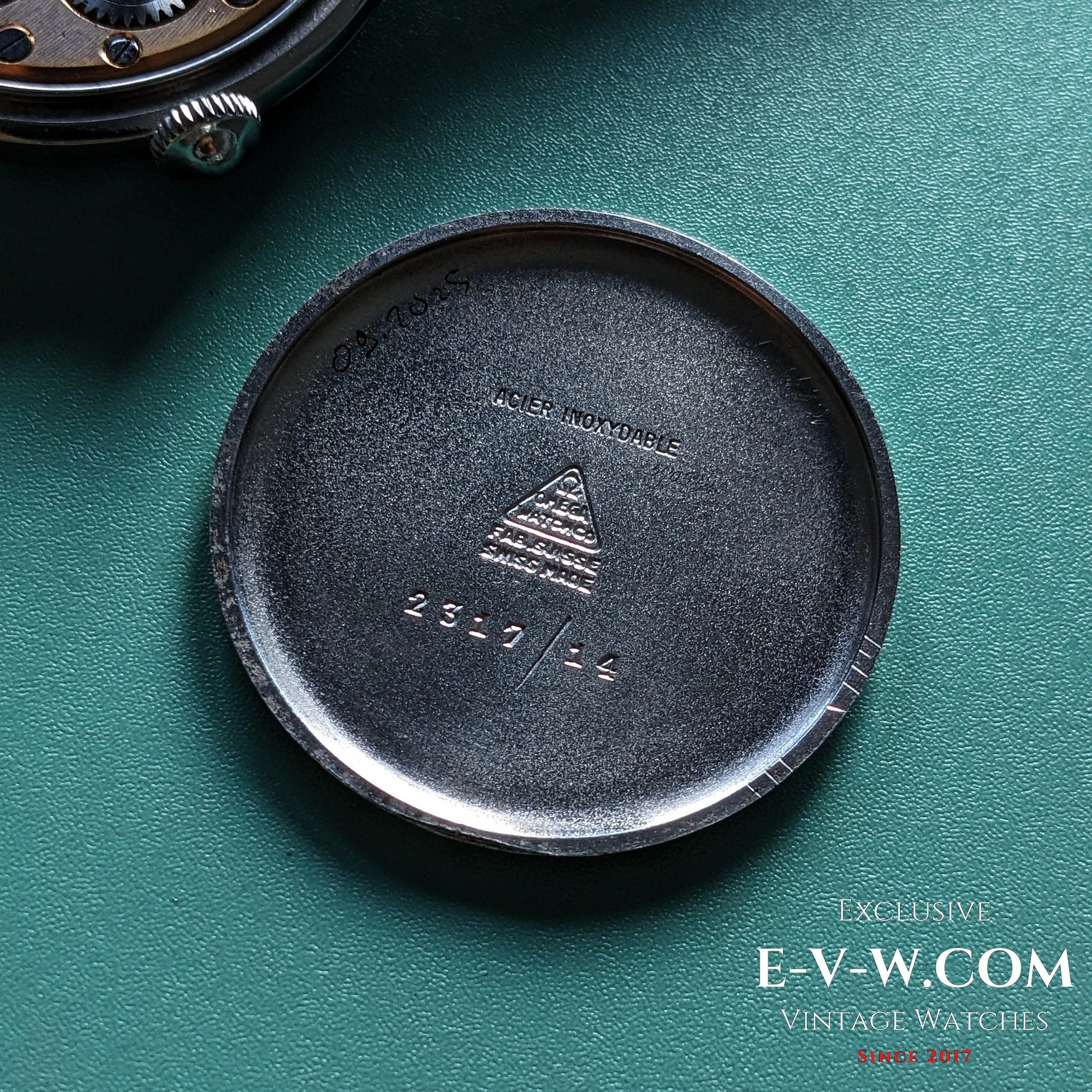81 Jahre alte Omega – Zivile Waffe aus dem Zweiten Weltkrieg – Ref. 2317/14 – Kal. 30T2 PC – Baujahr 1944 – Überholt 
