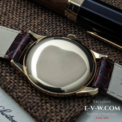 68 years old — IWC Schaffhausen — Elegant 9ct gold dress watch — Cal. 89 — Vinatge 1957-Serviced — Serviced