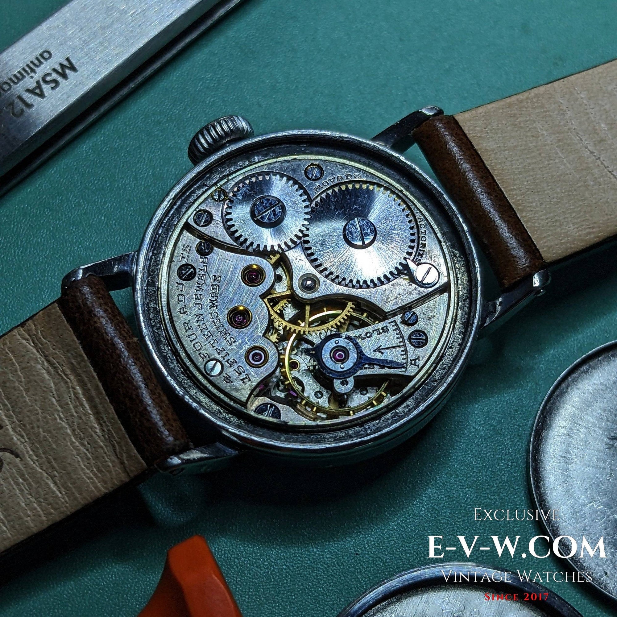 83 anni — Movado — Seconda guerra mondiale — Cal 150MN — Vintage 1942 — Revisionato