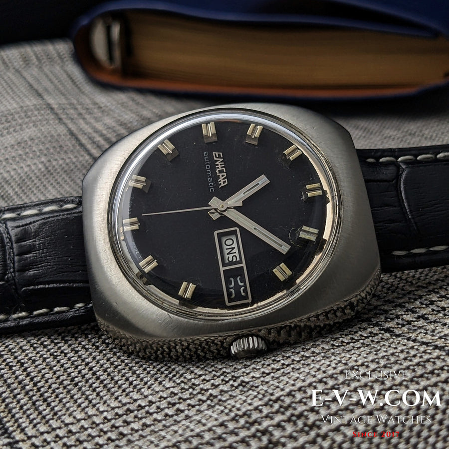 Enicar Day-Date | مرجع 147-01-13 | عيار AR 1147 | عتيق 1970 | خضع للصيانة