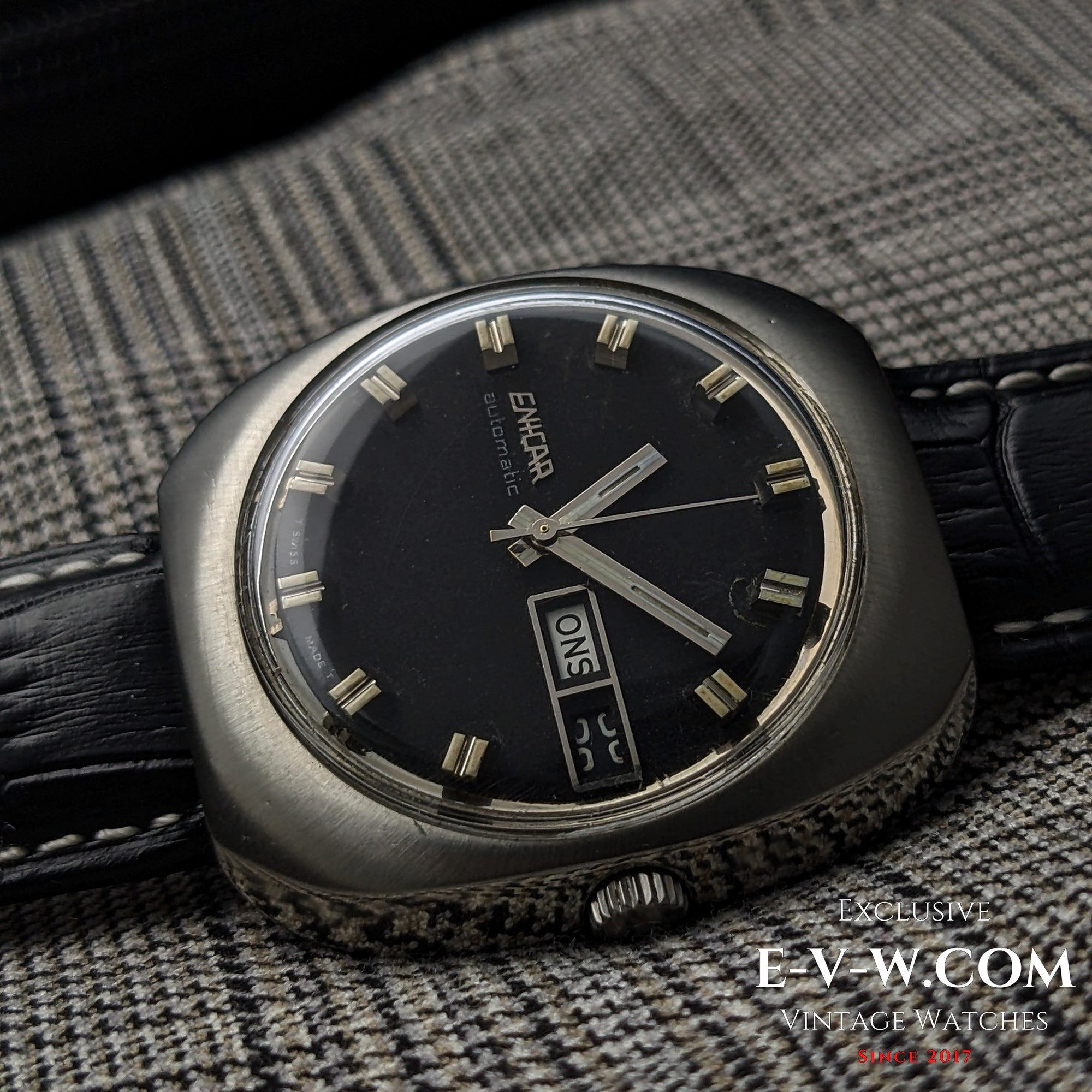 Enicar Day-Date | مرجع 147-01-13 | عيار AR 1147 | عتيق 1970 | خضع للصيانة