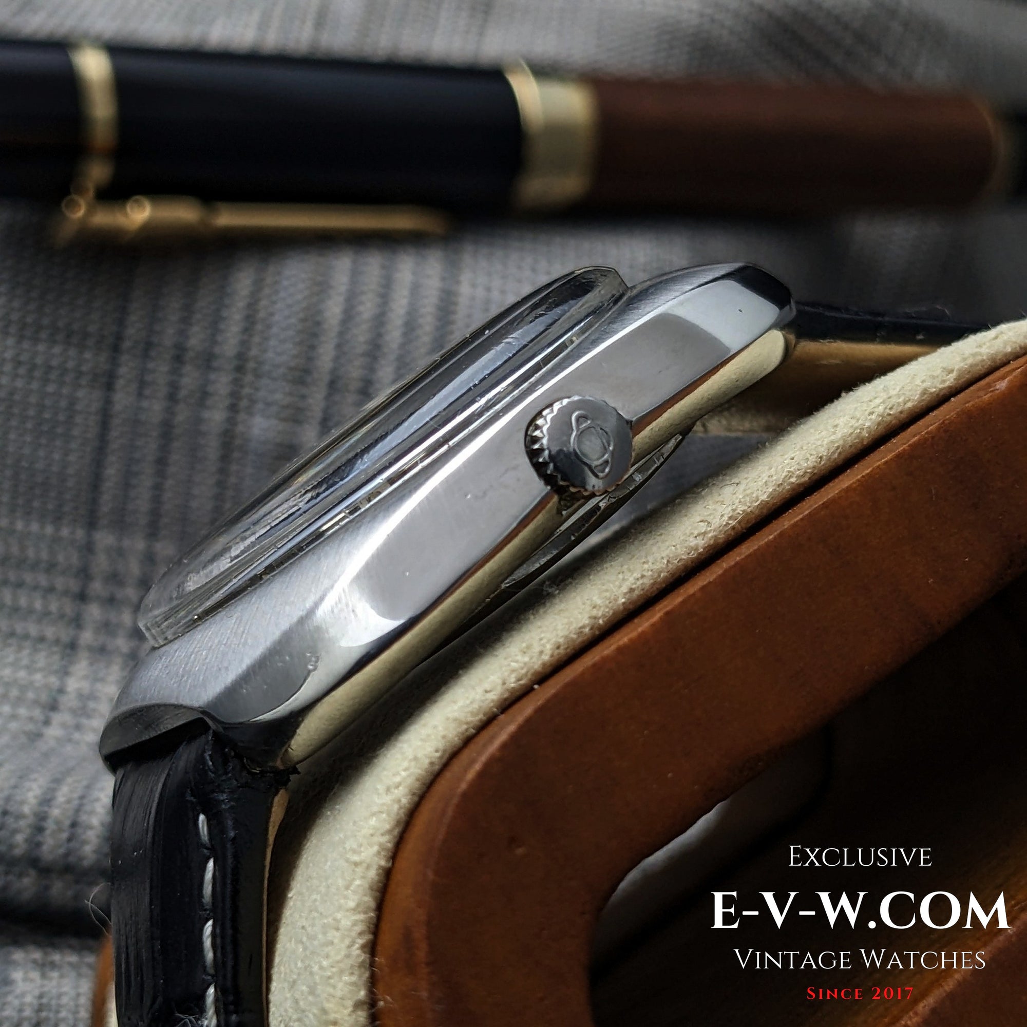 Enicar Day-Date | مرجع 147-01-13 | عيار AR 1147 | عتيق 1970 | خضع للصيانة
