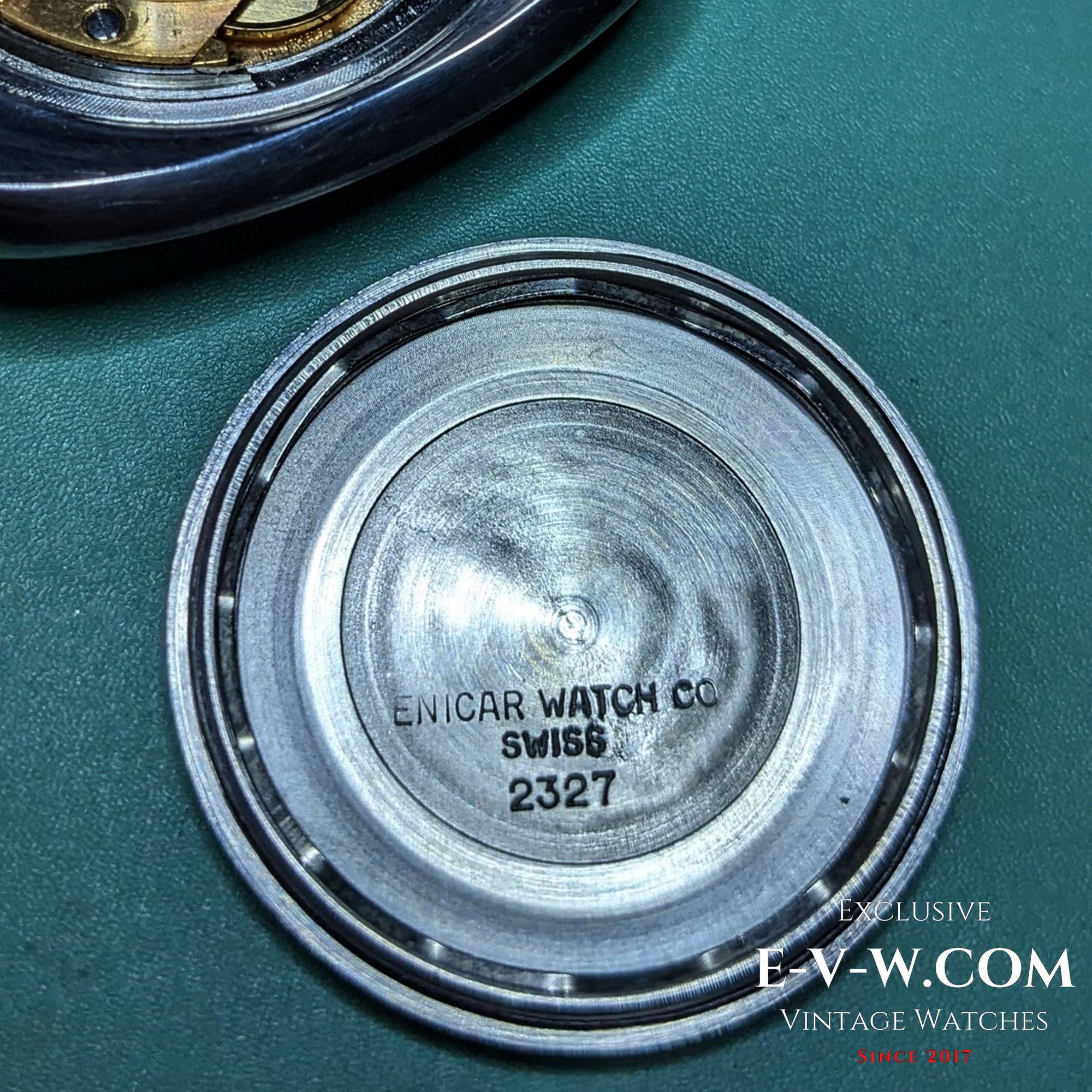 Enicar Day-Date | مرجع 147-01-13 | عيار AR 1147 | عتيق 1970 | خضع للصيانة