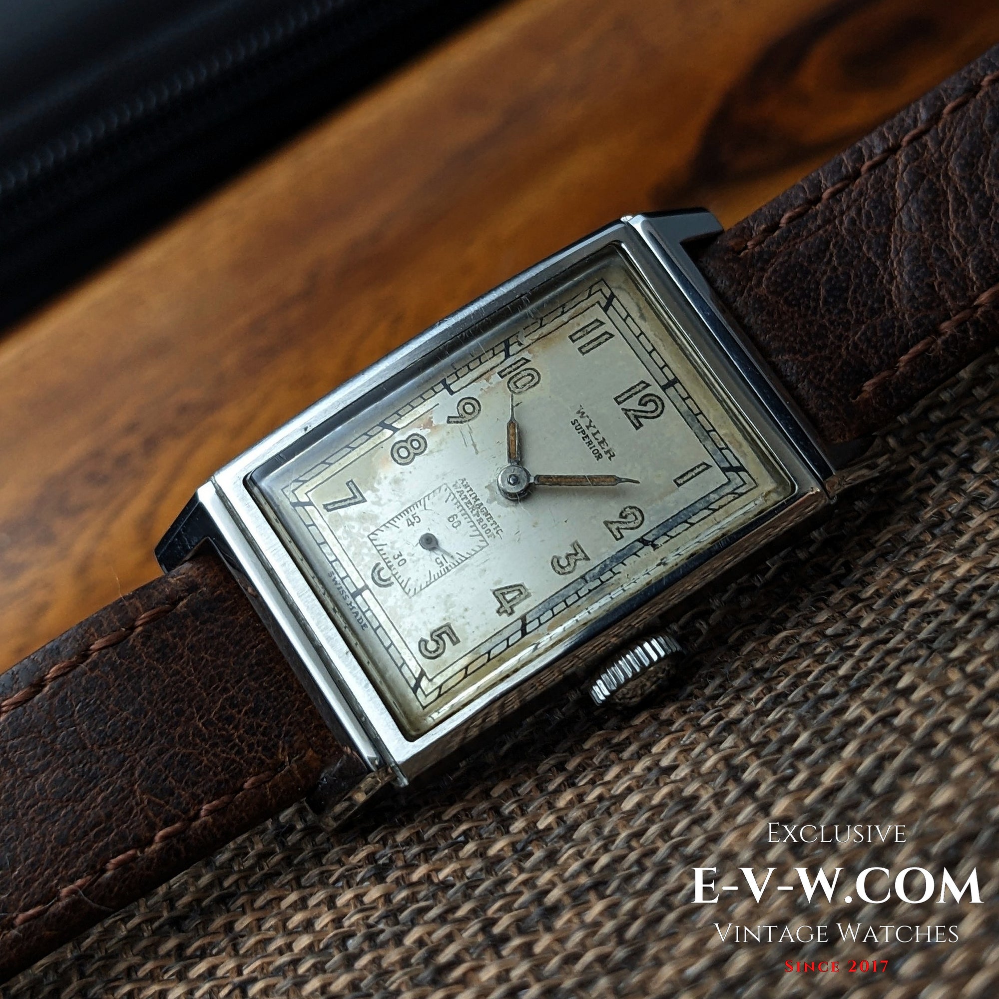 Wyler 85 Jahre altes Vintage Wyler TANK SUPERIOR ANTIMAGNETIC / Kal. Wyler Swiss / Vintage 1940er Jahre
