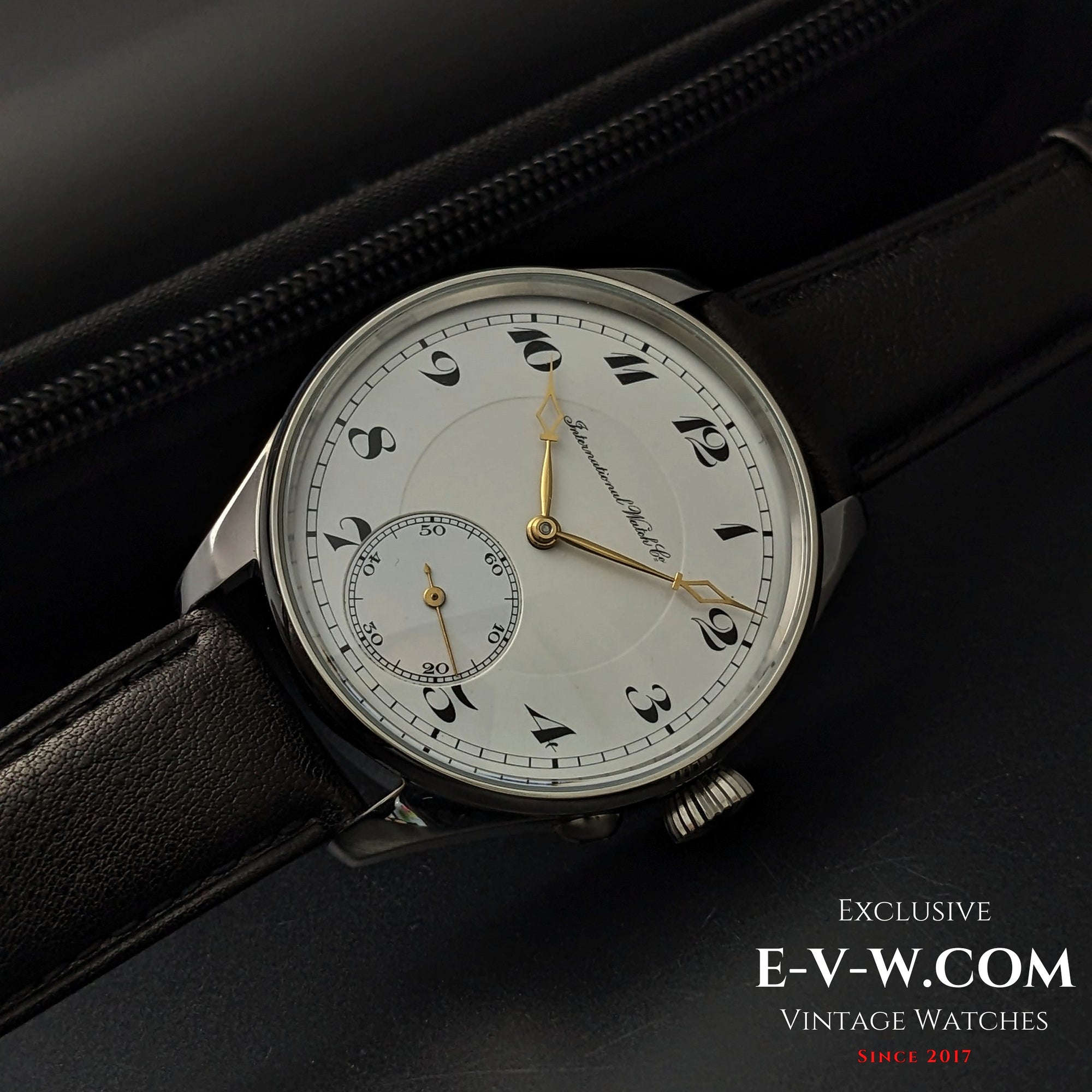 Mouvement de montre de poche IWC Shaffhausen calibre 66, datant de 1917 et vieux de 108 ans. Révisé.