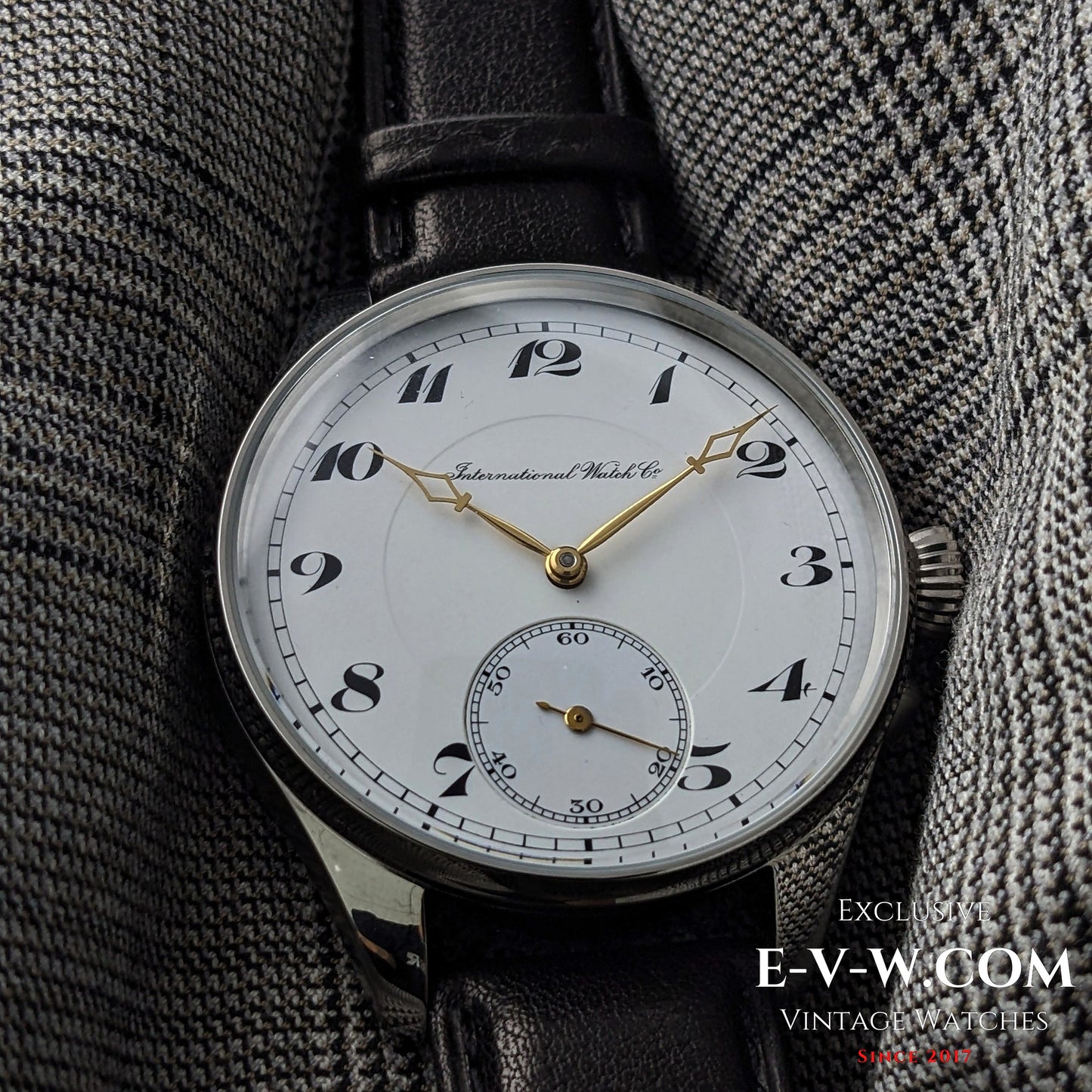 108 years old IWC Shaffhausen pocket-watch movement cal 66 / Antique 1917 / Serviced