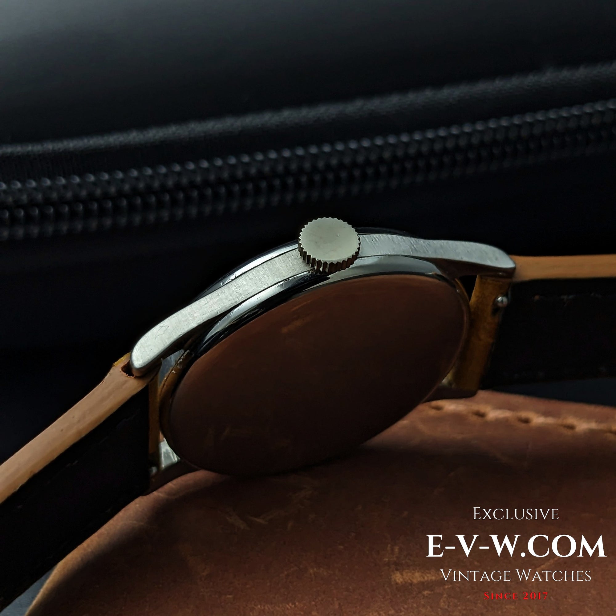 Elegante Omega 26.5SOBT2 "stile Calatrava" con quadrante a settori, risalente al 1939, di 86 anni fa, revisionato