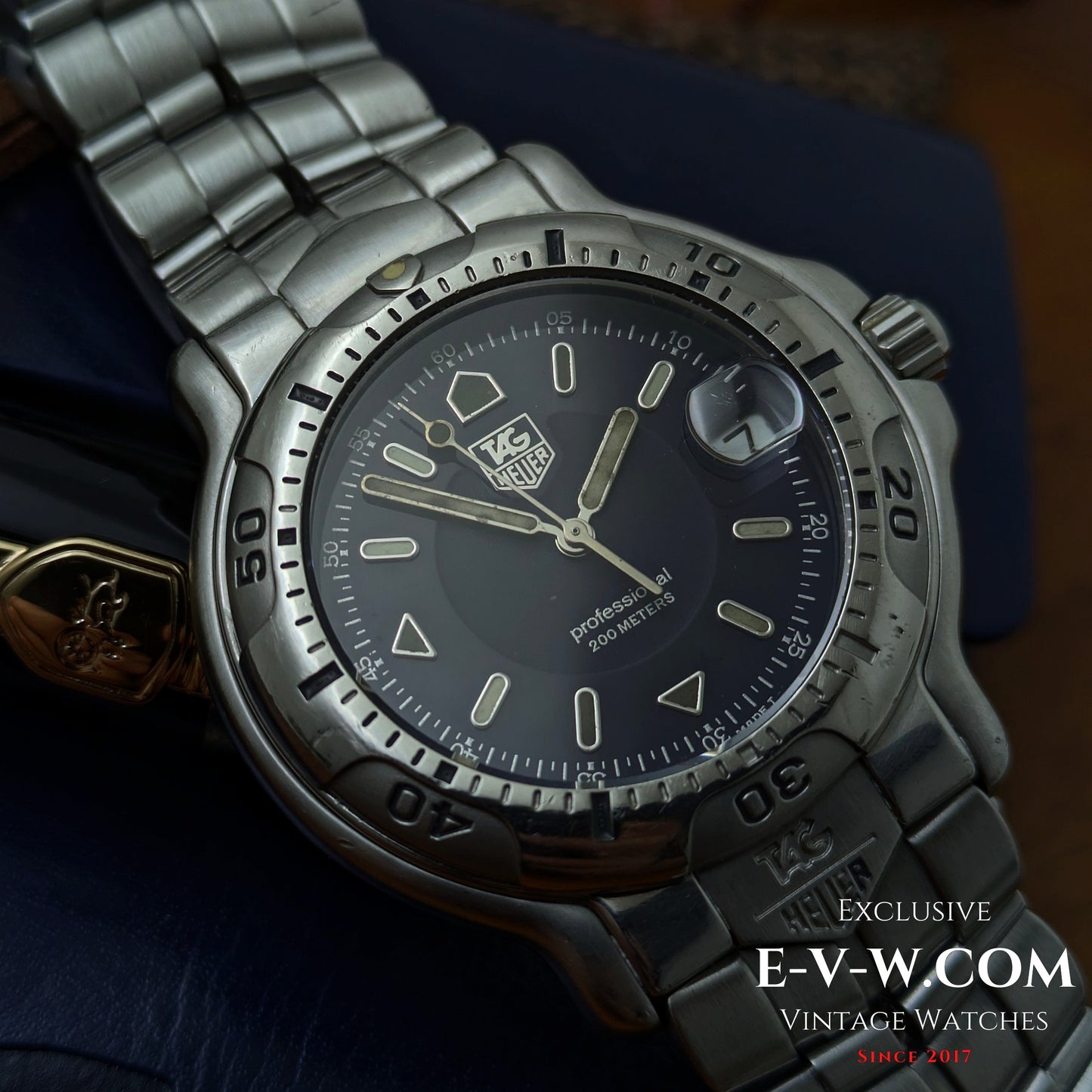 1990s TAG Heuer Profesionall 200 METERS / 6000 Series Watch | Ref. WH1115-K1