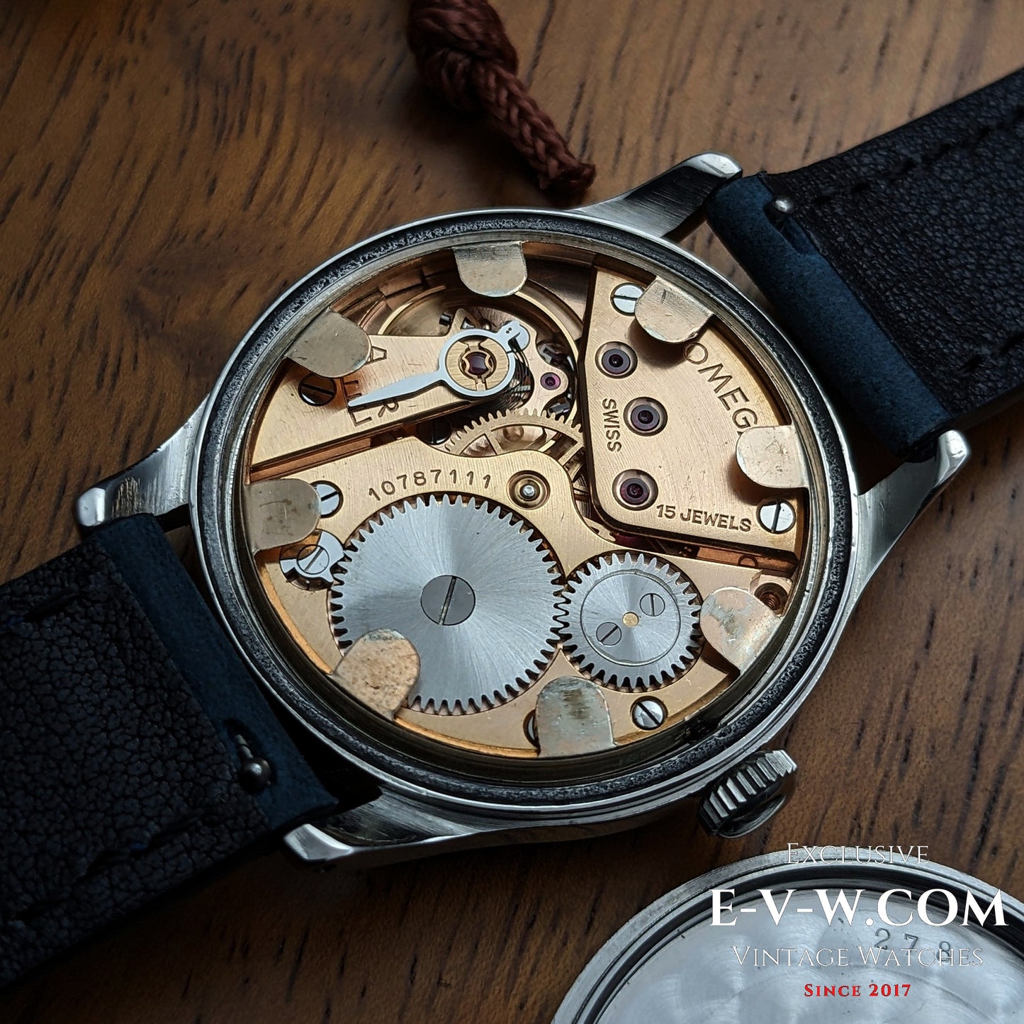 Omega Bullseye Vintage 1944 - Wartime Era Classic / Serviced