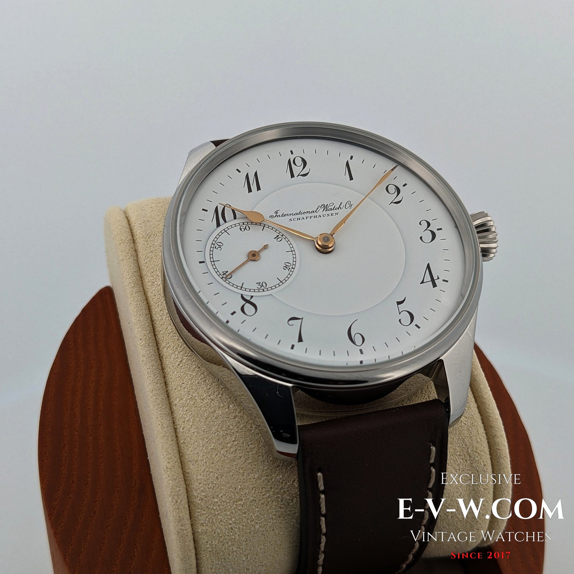 ساعة زواج IWC شافهاوزن | هندسة عتيقة من عشرينات القرن الماضي | مُخدّمة