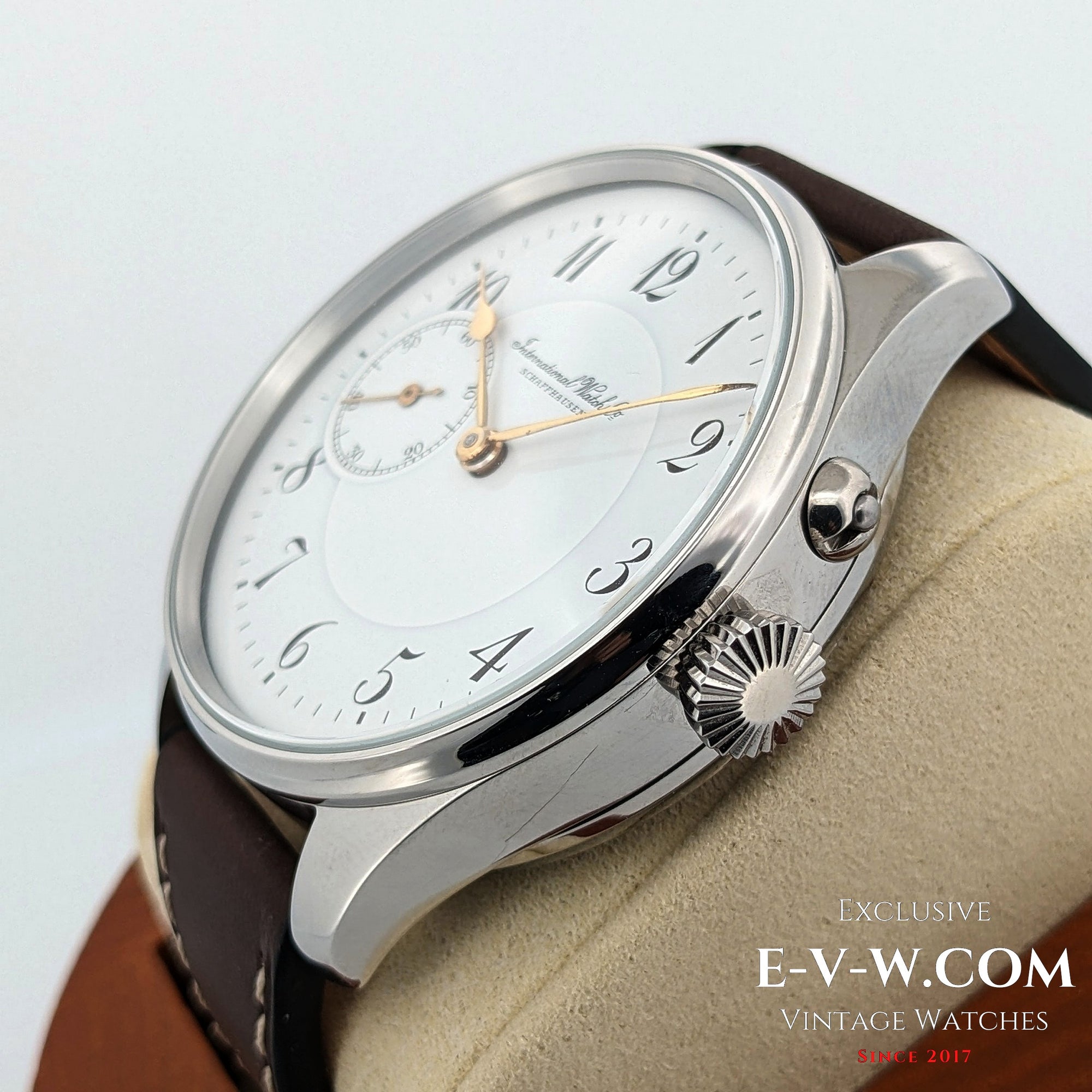 ساعة زواج IWC شافهاوزن | هندسة عتيقة من عشرينات القرن الماضي | مُخدّمة